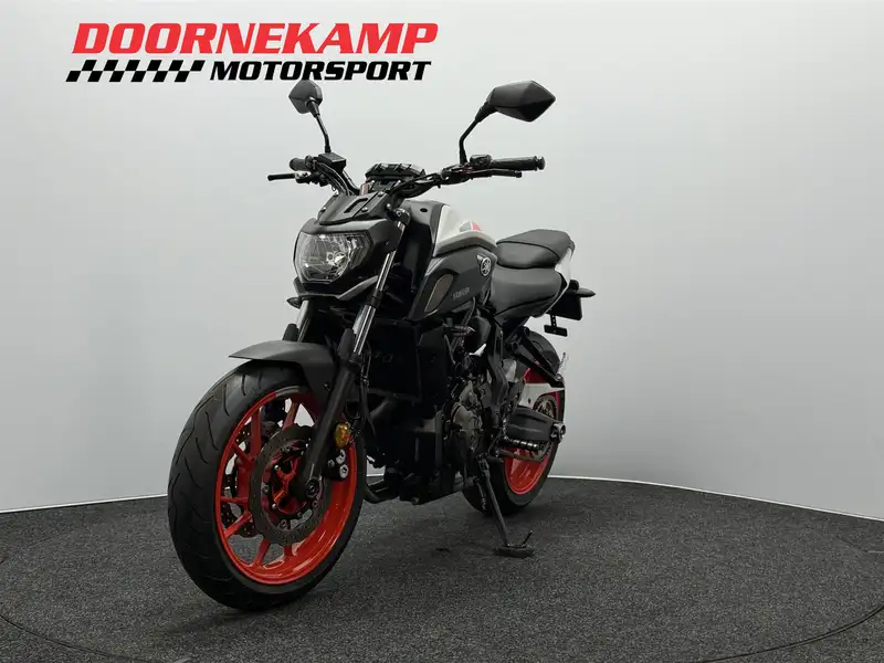 Yamaha MT-07 - foto 6