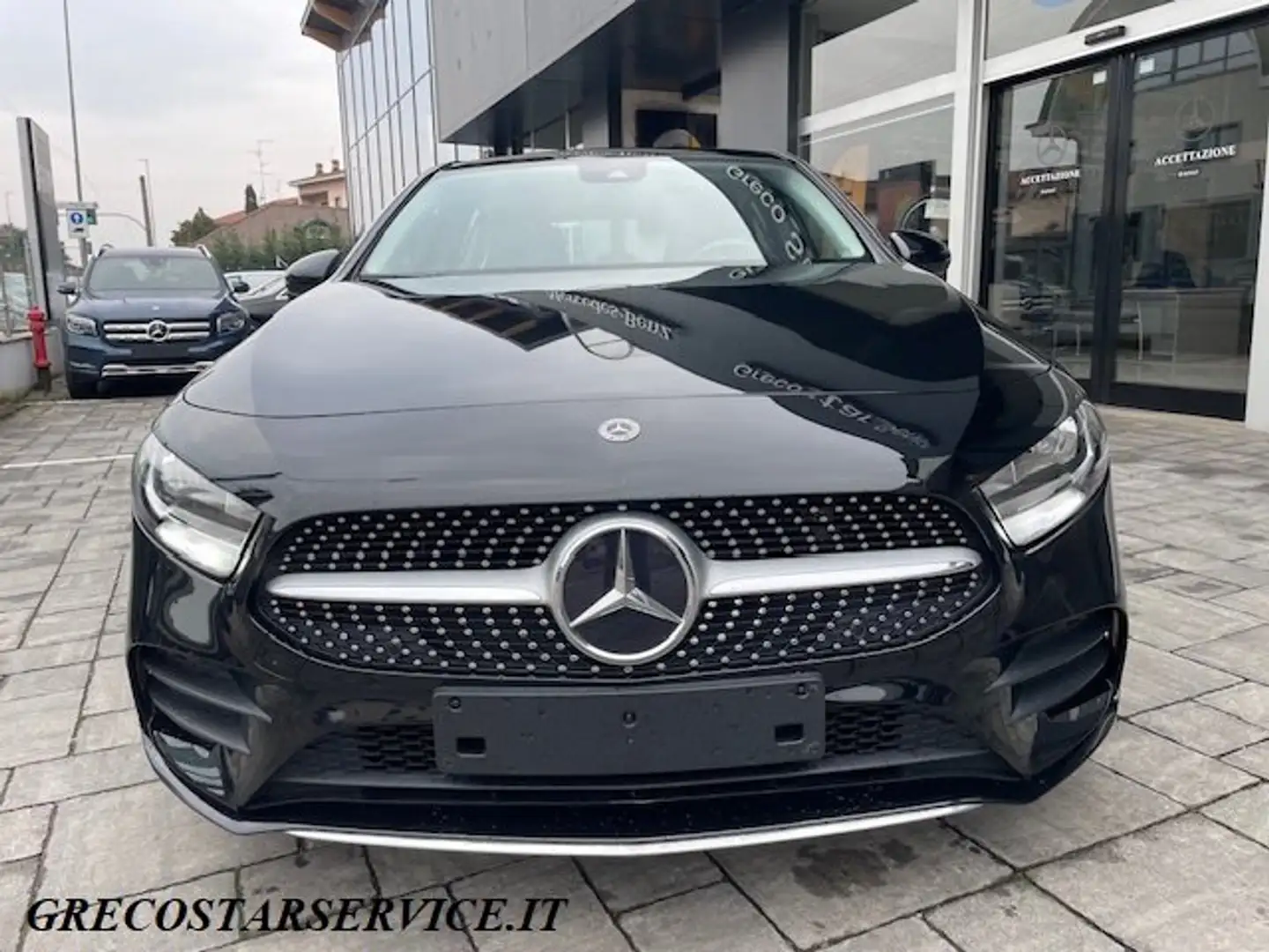 Mercedes-Benz A 180 Premium AMG Line FULL-OPTIONAL Nero - 2
