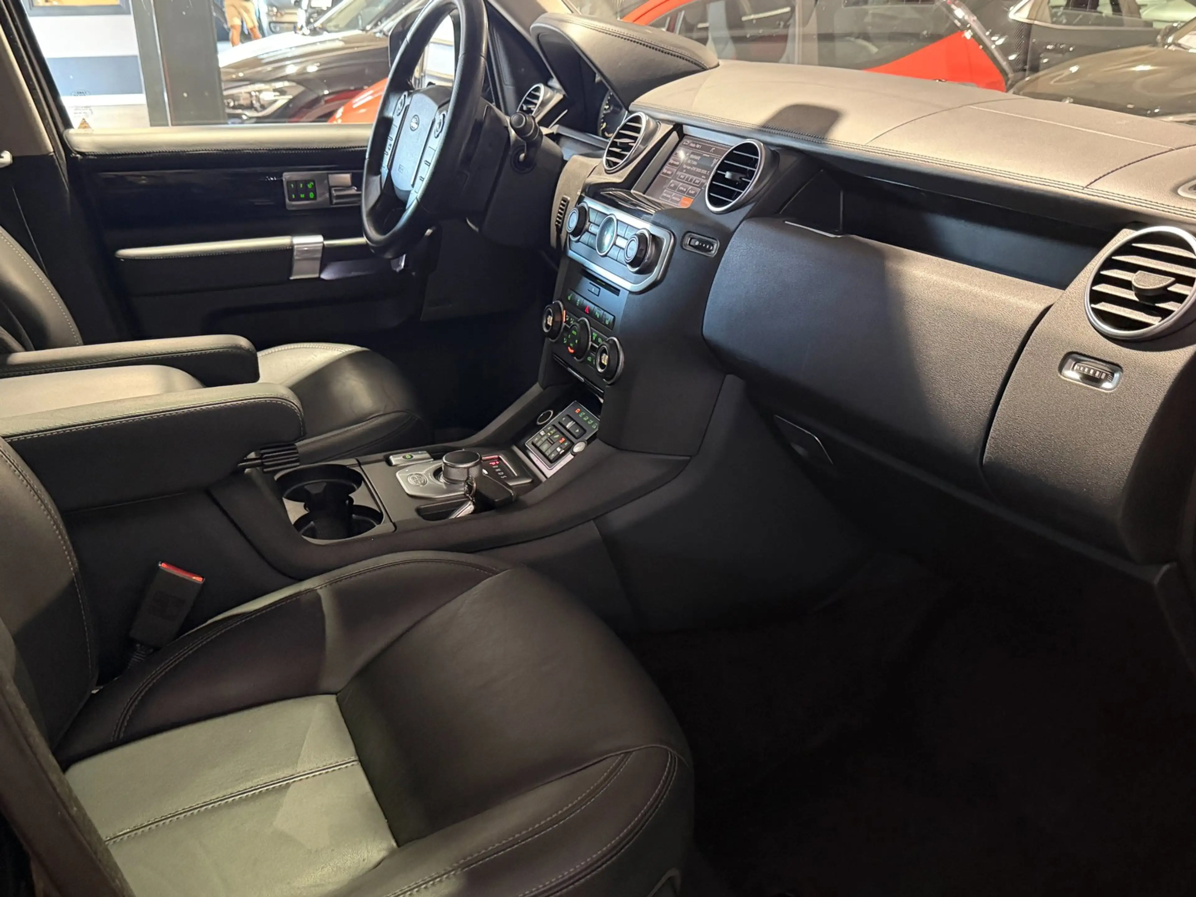 Land Rover Discovery 3.0 SDV6 HSE|EURO 6|MARGE| FaceLift !! — photo 9