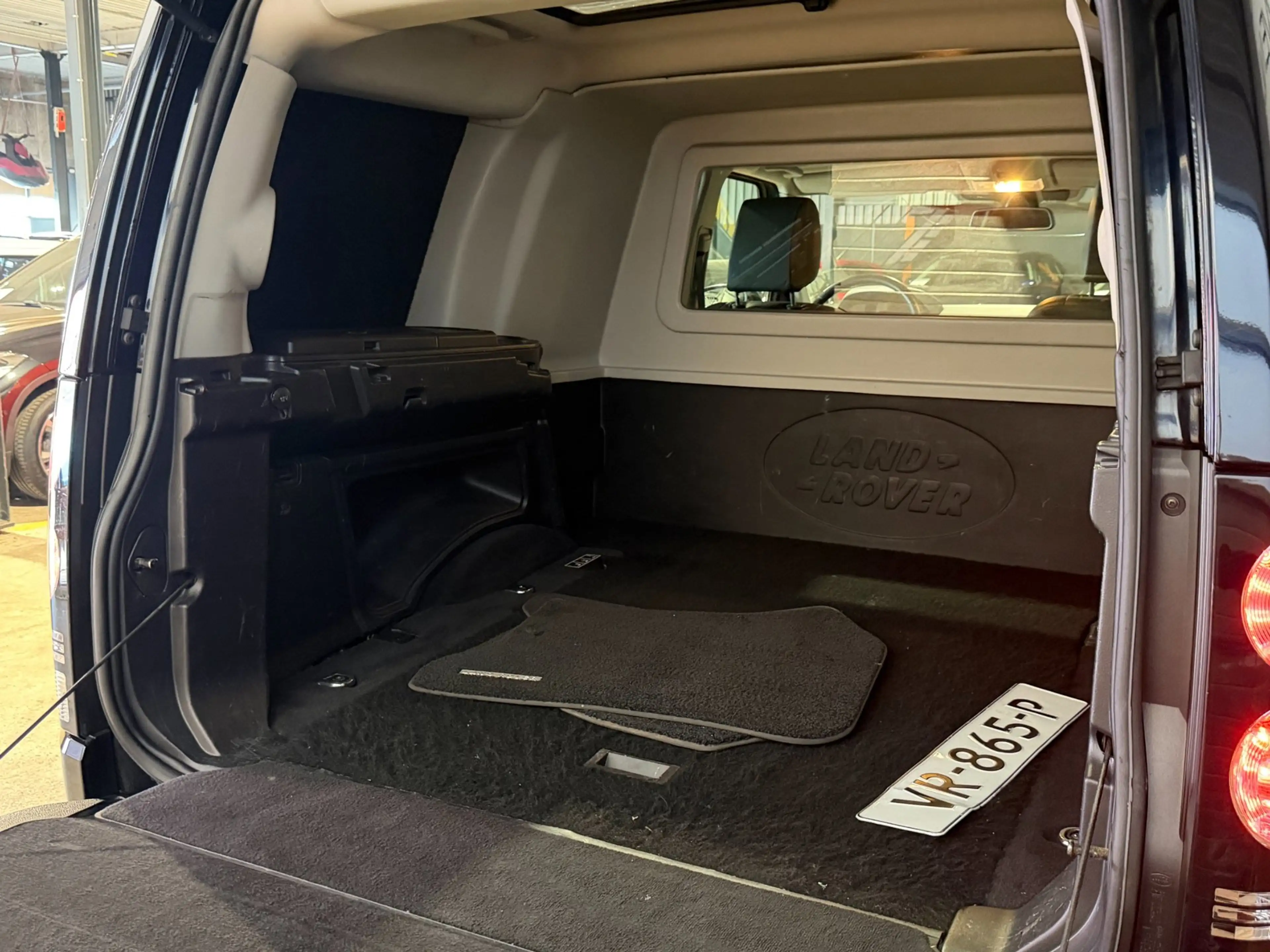 Land Rover Discovery 3.0 SDV6 HSE|EURO 6|MARGE| FaceLift !! — photo 11