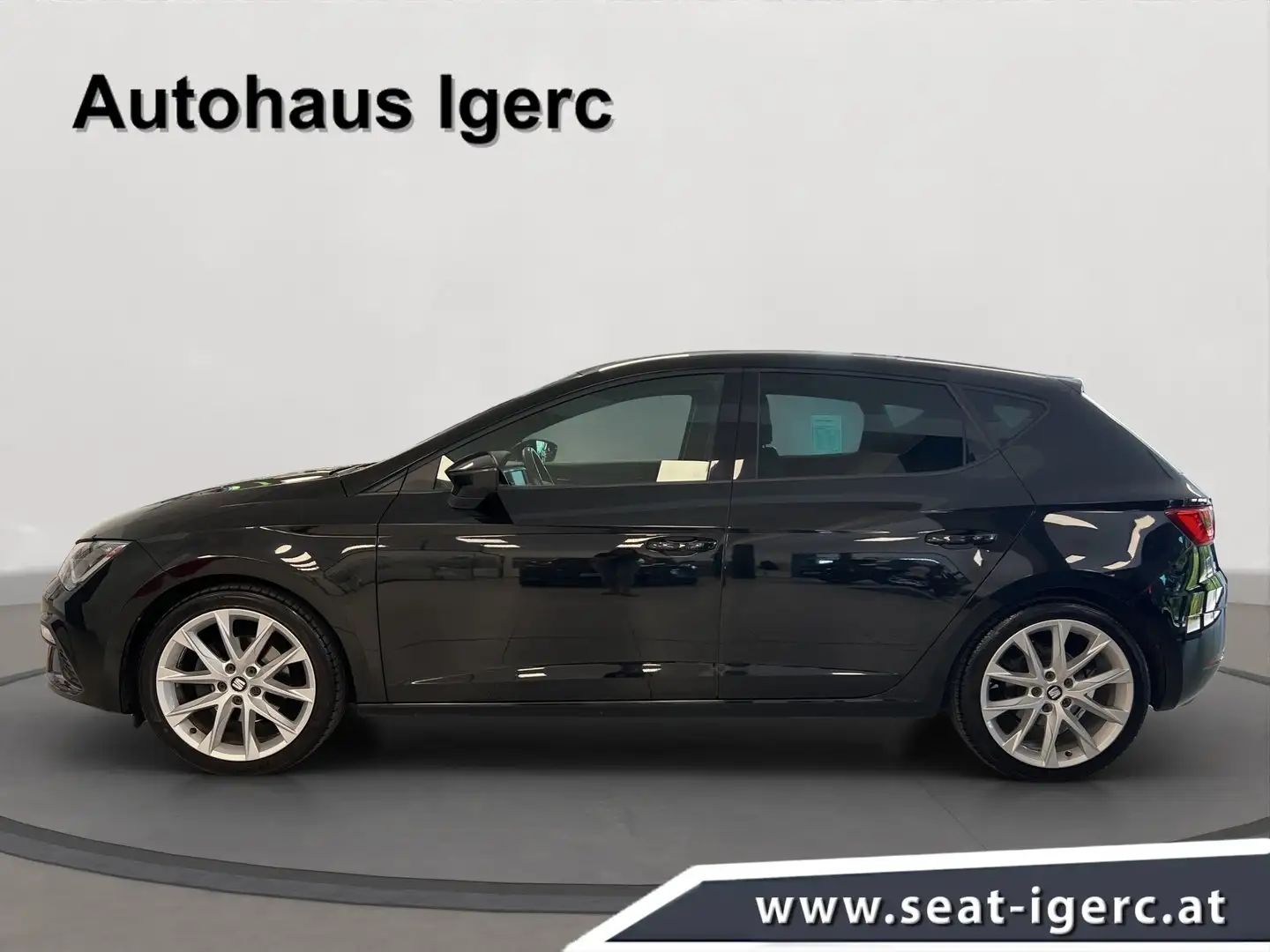 SEAT Leon FR TSI ACT Schwarz - 2