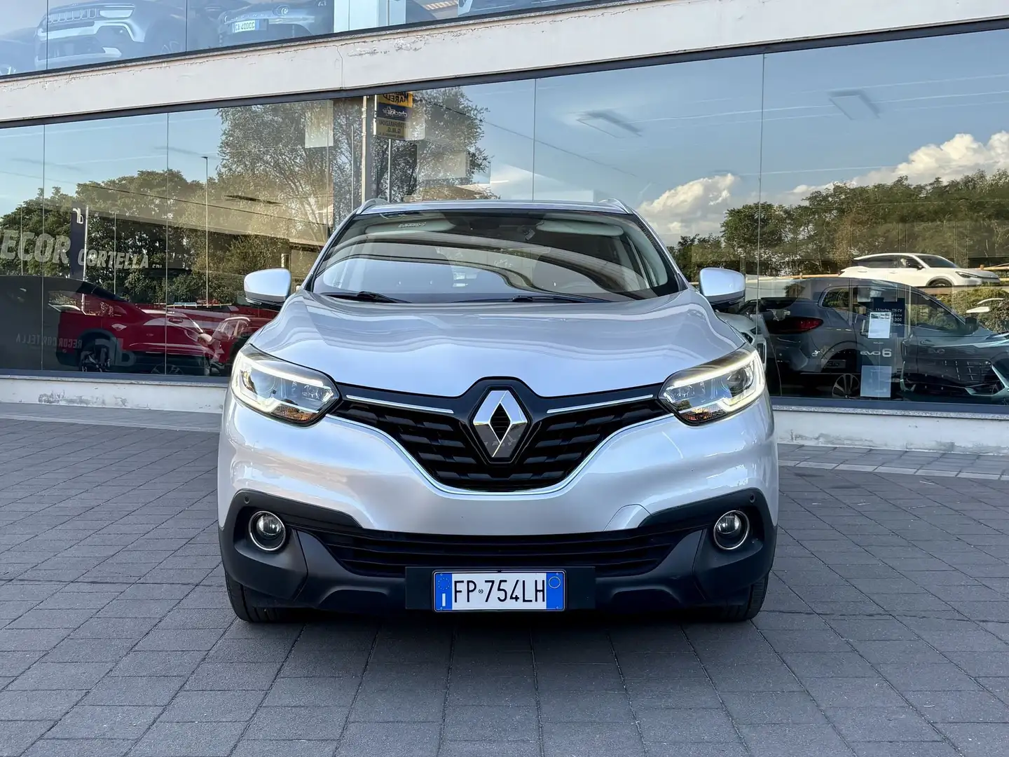 Renault Kadjar TCe 130CV EDC Energy Hypnotic Gris - 2
