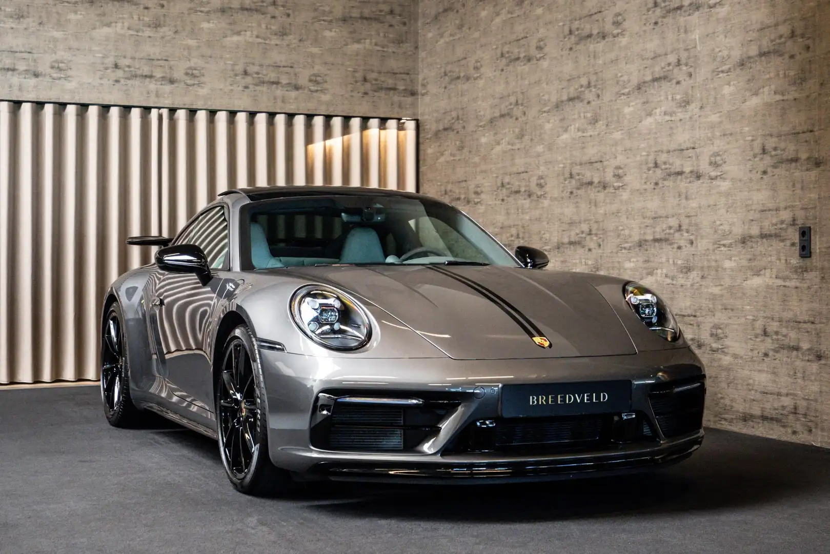 Porsche 992 3.0 Carrera 4 S 450pk Aero-pack, Burmester Gris - 1