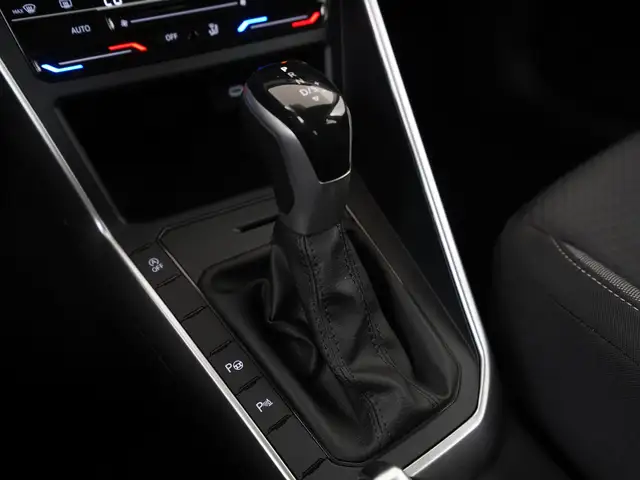 Volkswagen Polo view 10