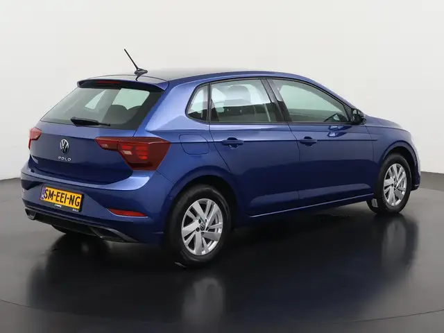 Volkswagen Polo view 4