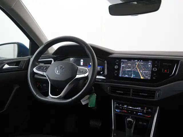 Volkswagen Polo view 5