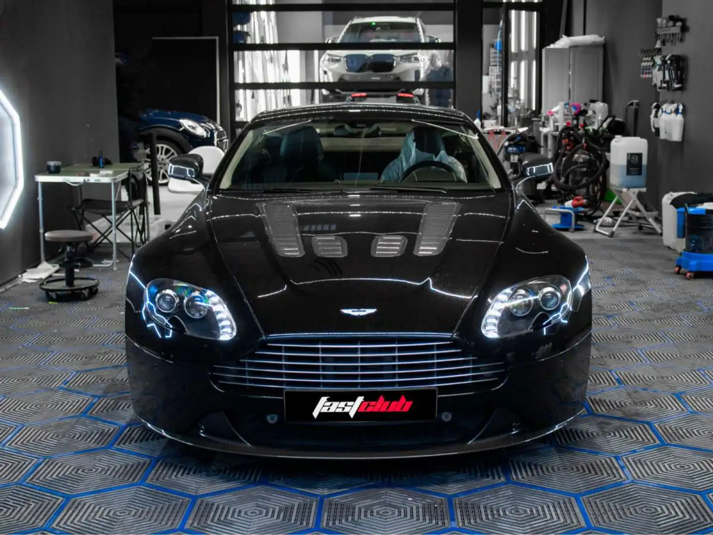 Aston Martin Vantage V12 FULL CARBON MANUAL REAR CAMERA MY2013 Negro - 2