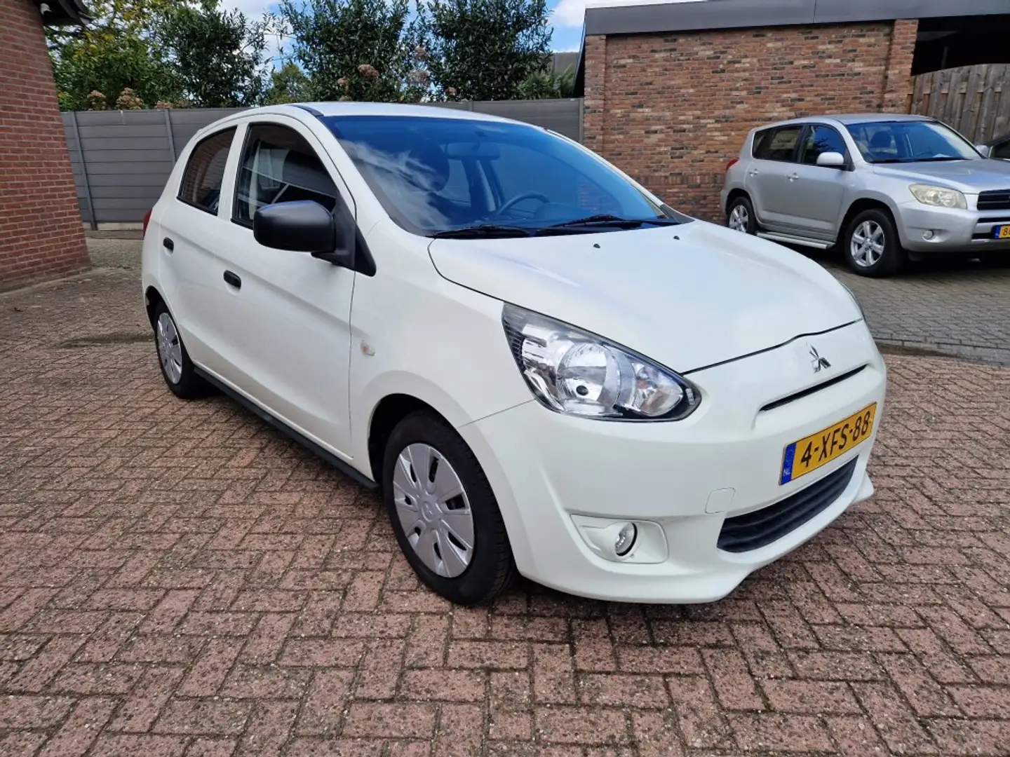 Mitsubishi Space Star 1.0 Inform Airco 5-drs NL-auto 1e-Eig. Dealer onde Wit - 2