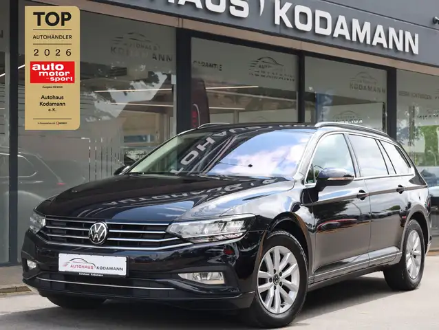 2022 Volkswagen Passat in Black for sale