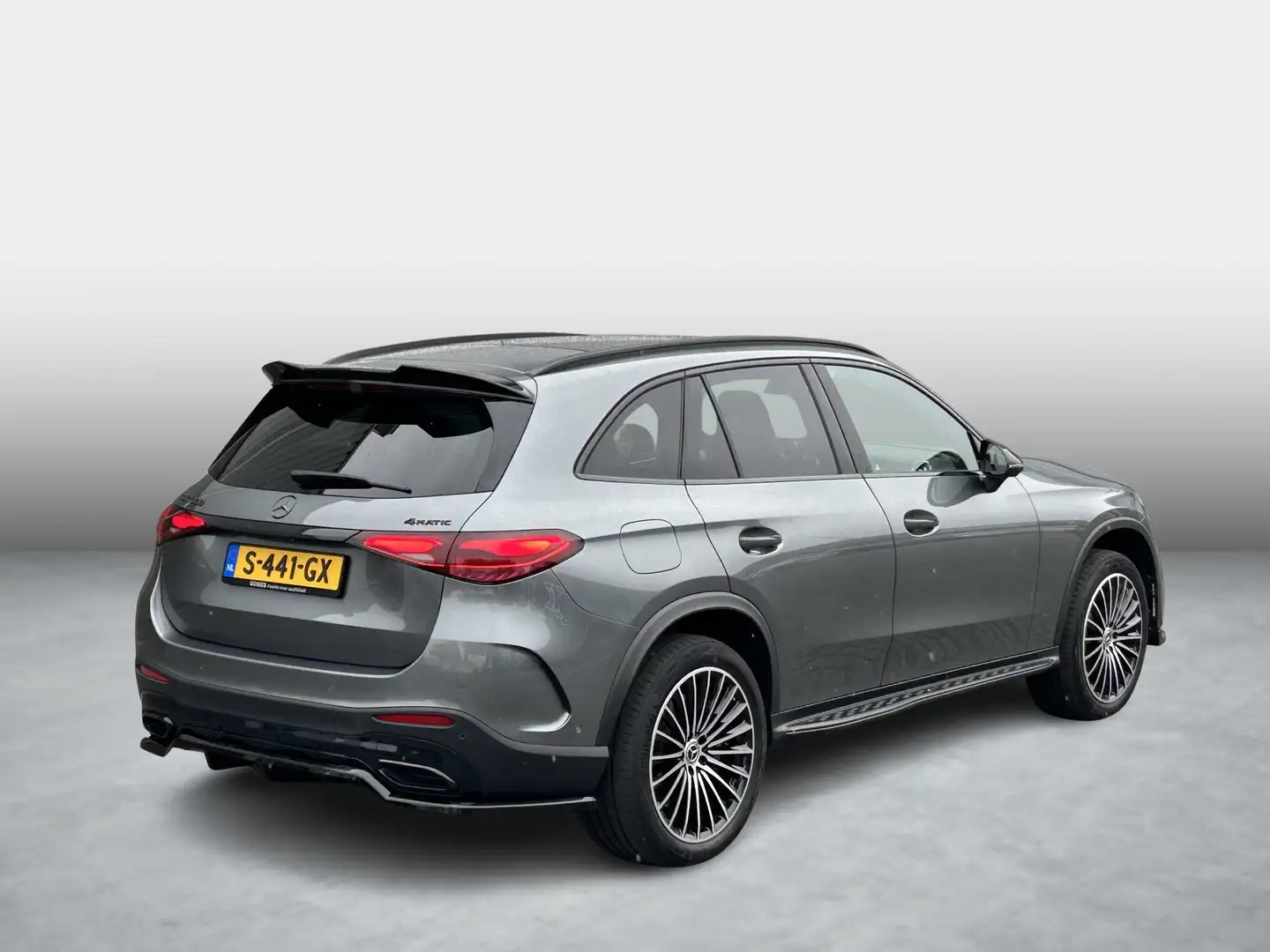Mercedes-Benz GLC 300 300e 4MATIC AMG Line | Panoramadak | HUD | Gris - 2