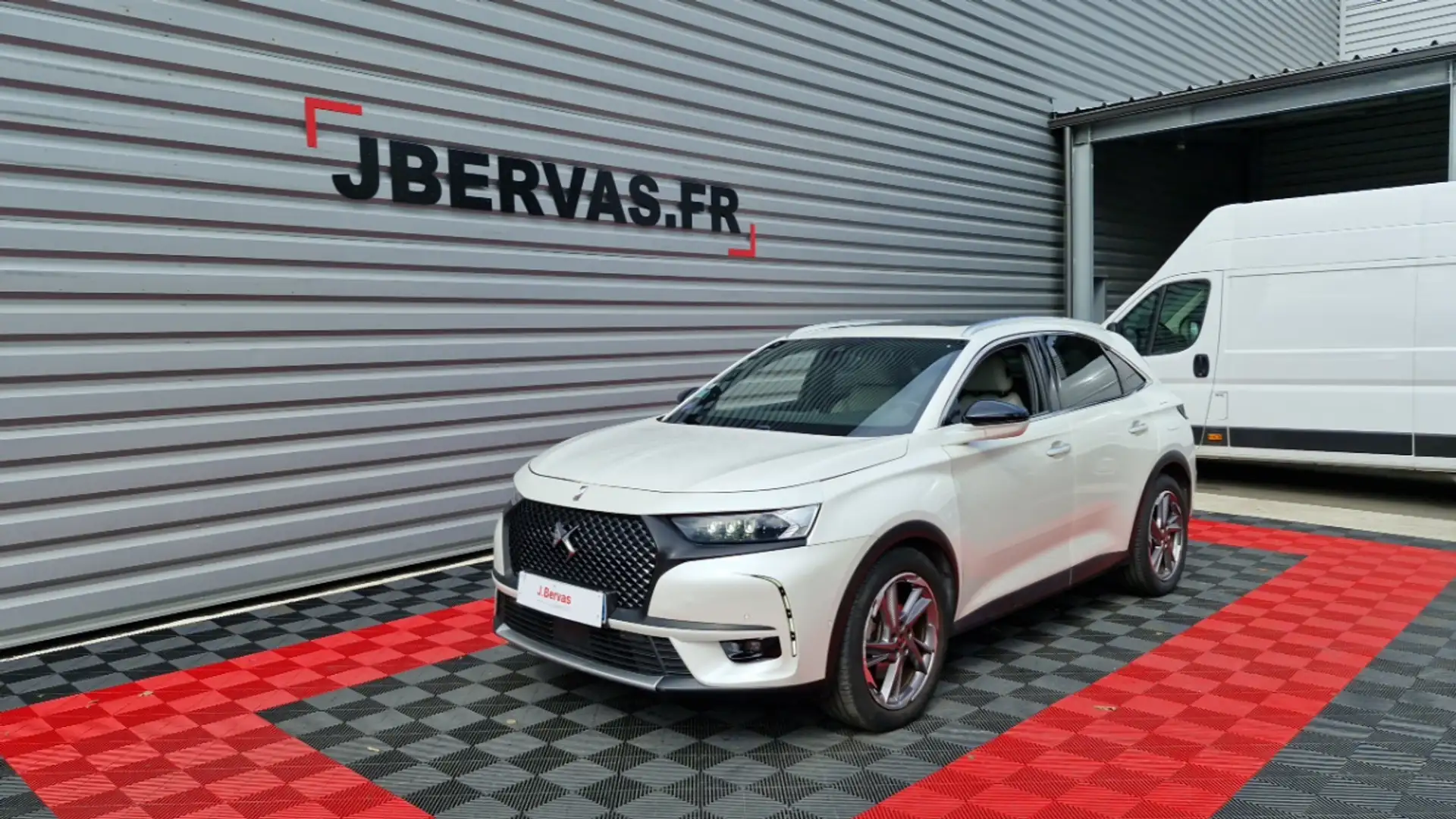 DS Automobiles DS 7 Crossback E-TENSE 4x4 300 Grand Chic bijela - 1