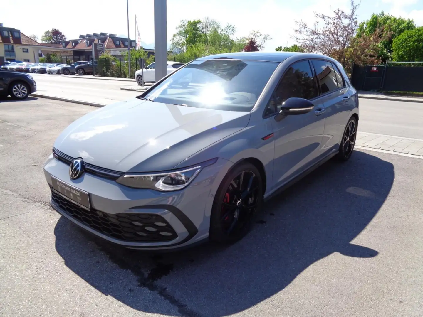 Volkswagen Golf VIII GTI DSG (Navi, LED, Pano, HuD, Black Style) Grau - 2