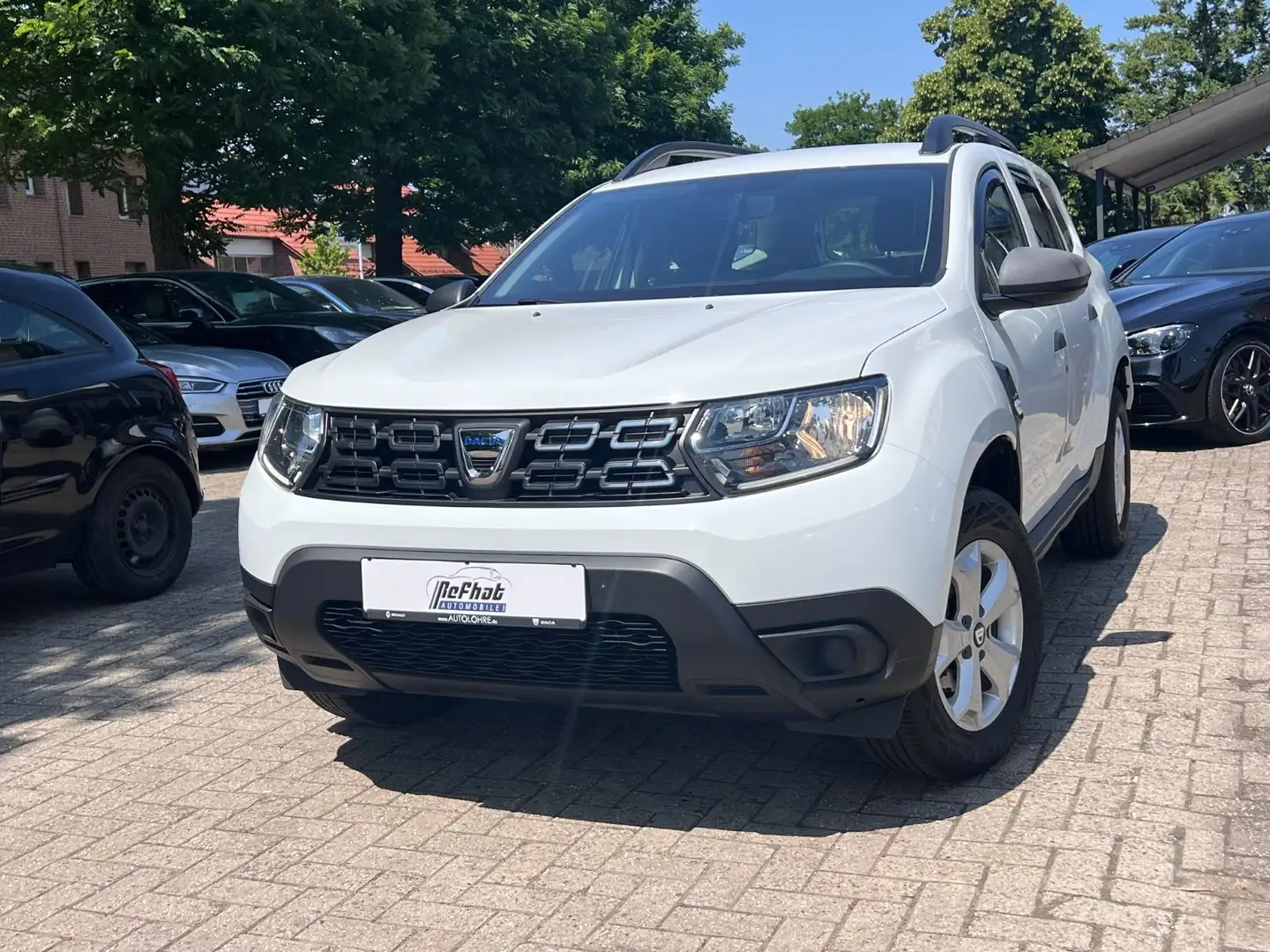 Dacia Duster II Deal Benzin / Flüssiggas 2.Hand Weiß - 1