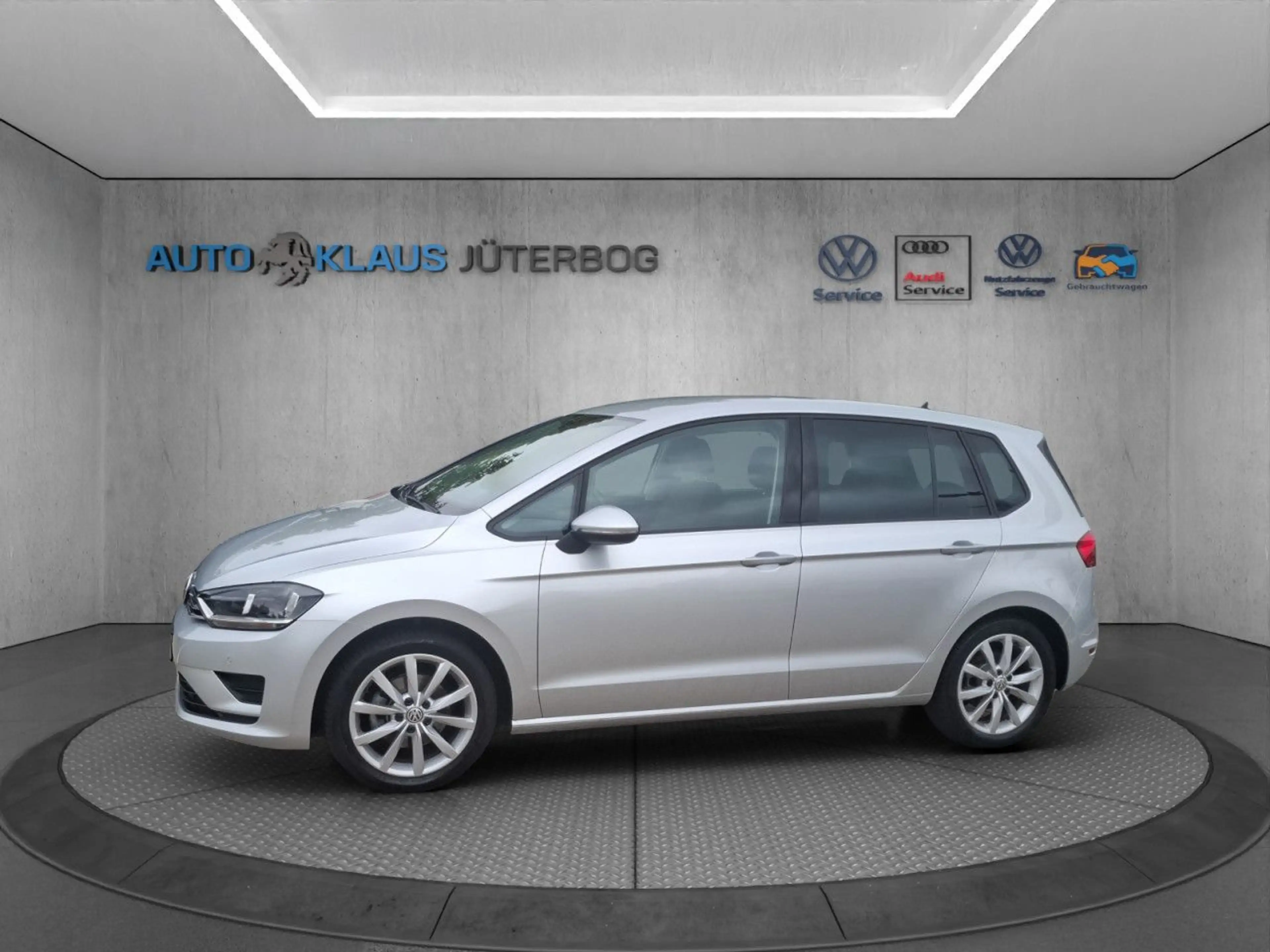 Volkswagen Golf Sportsvan Golf VII Sportsvan 1.4 TSI BMT Comfortline Navi — photo 2