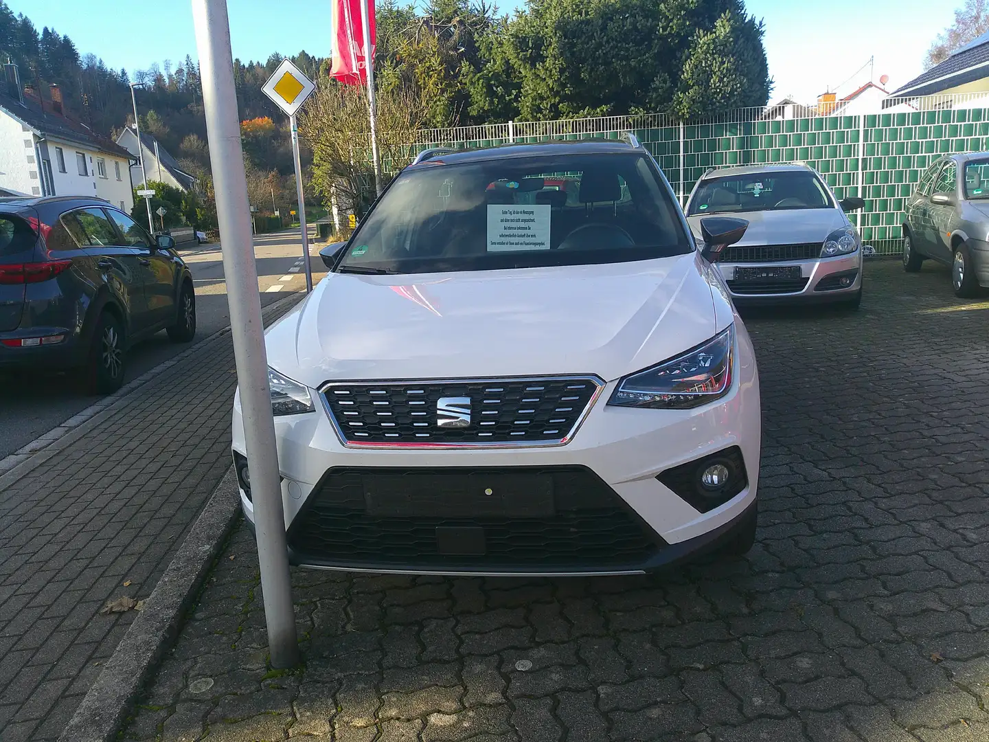 SEAT Arona Arona 1.0 Eco TSI XCELLENCE Weiß - 2