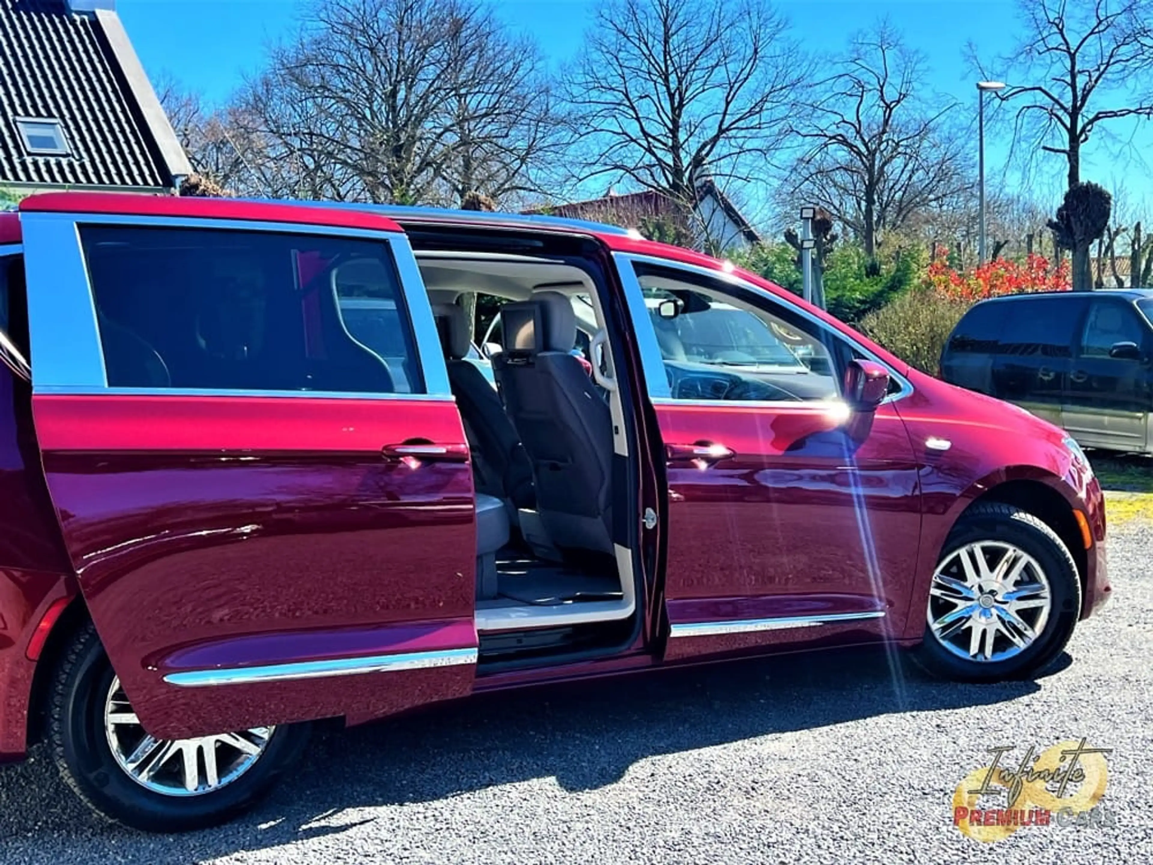 Chrysler Grand Voyager USA ONDERDELEN/PARTS-ALLE ONDERDELEN LEVERBAAR — photo 3