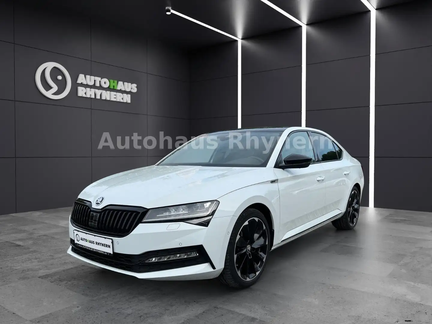 Skoda Superb Lim. 2.0 TDI 110kW DSG Sportline Weiß - 1