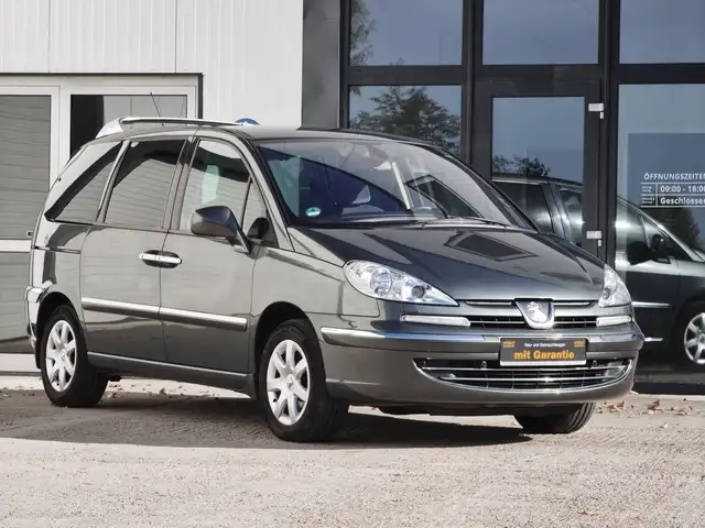 Peugeot 807 DISABLED DRIVER CONVERSION: HAND CONTROLS + WHEELCHAIR LOADER