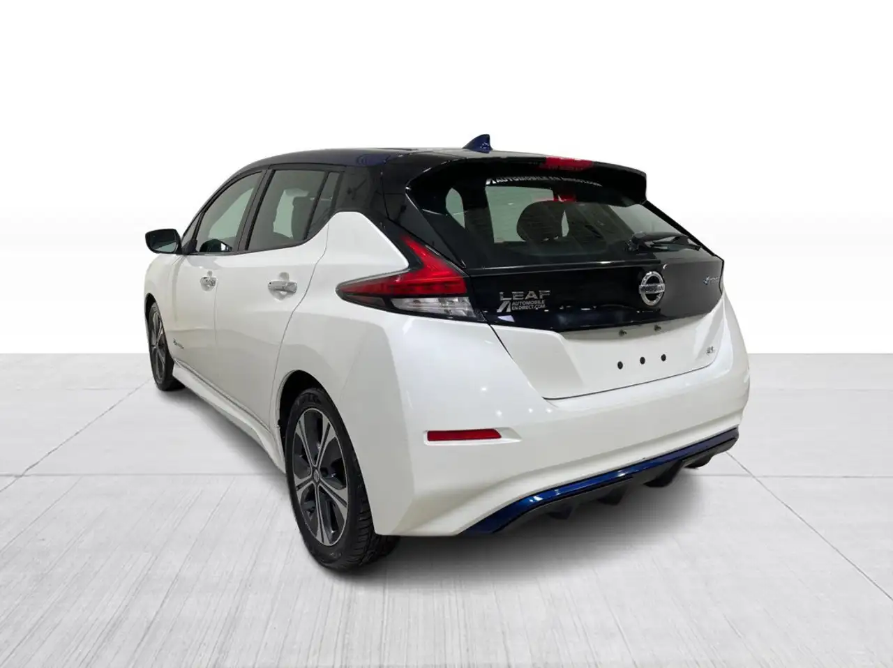 Nissan Leaf снимка Nissan Leaf