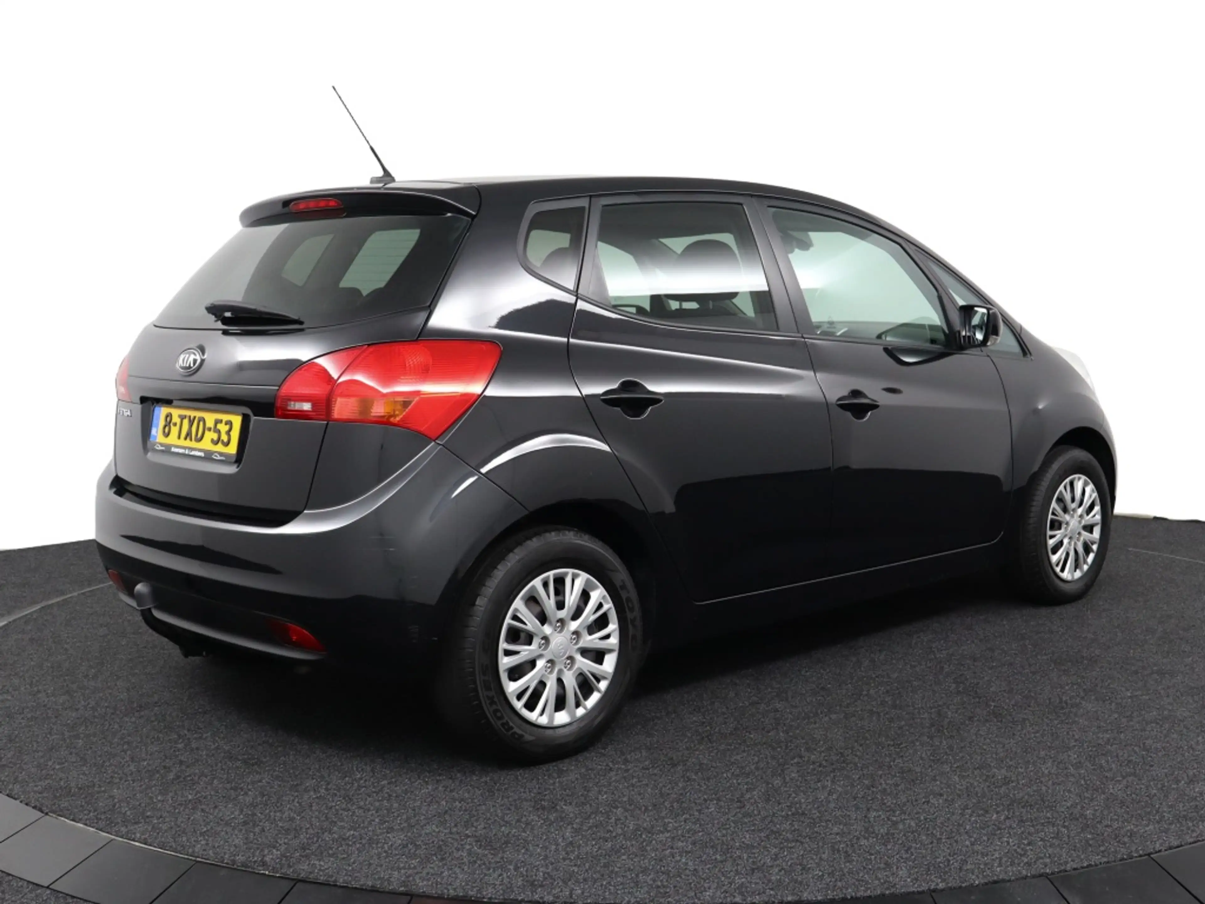 Kia Venga 1.6 CVVT ExecutiveLine — photo 3