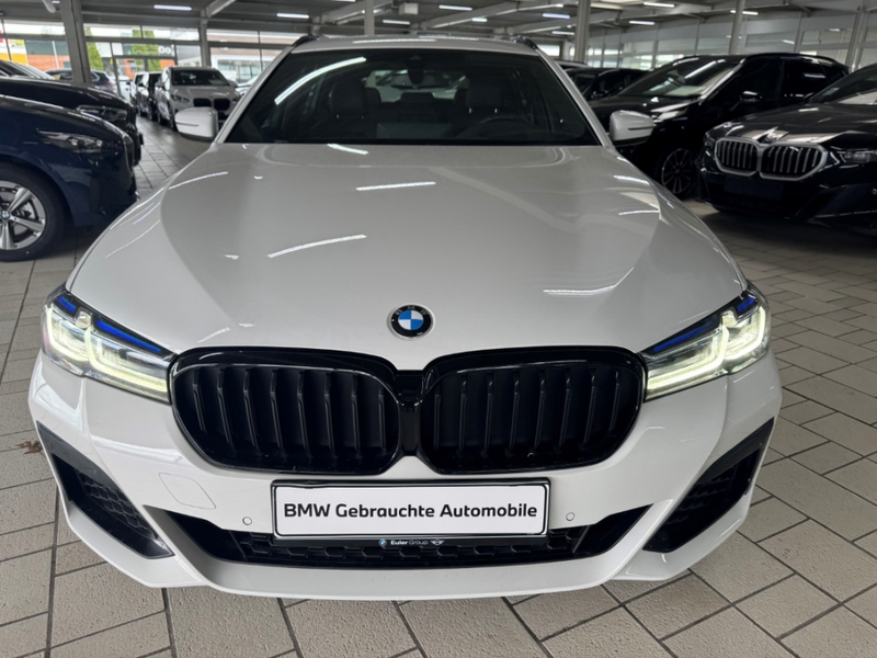BMW 540 dA xDrive Touring Sportpaket Luftfederung AHK-klap — photo 2
