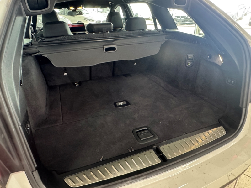 BMW 540 dA xDrive Touring Sportpaket Luftfederung AHK-klap — photo 8
