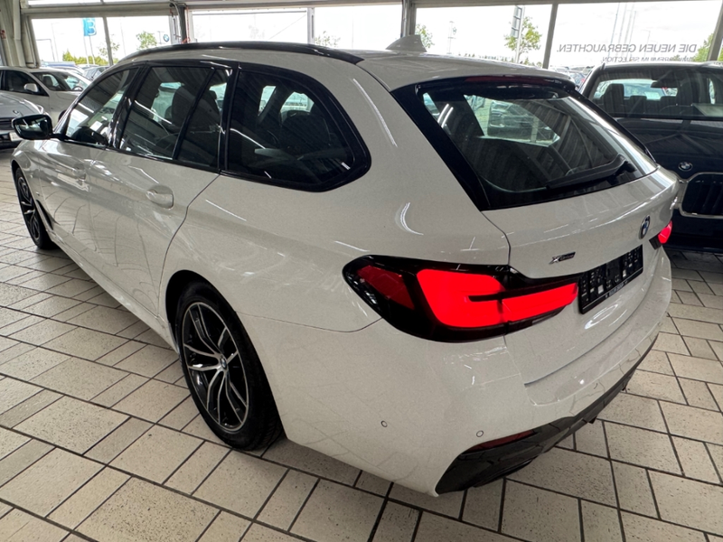 BMW 540 dA xDrive Touring Sportpaket Luftfederung AHK-klap — photo 4