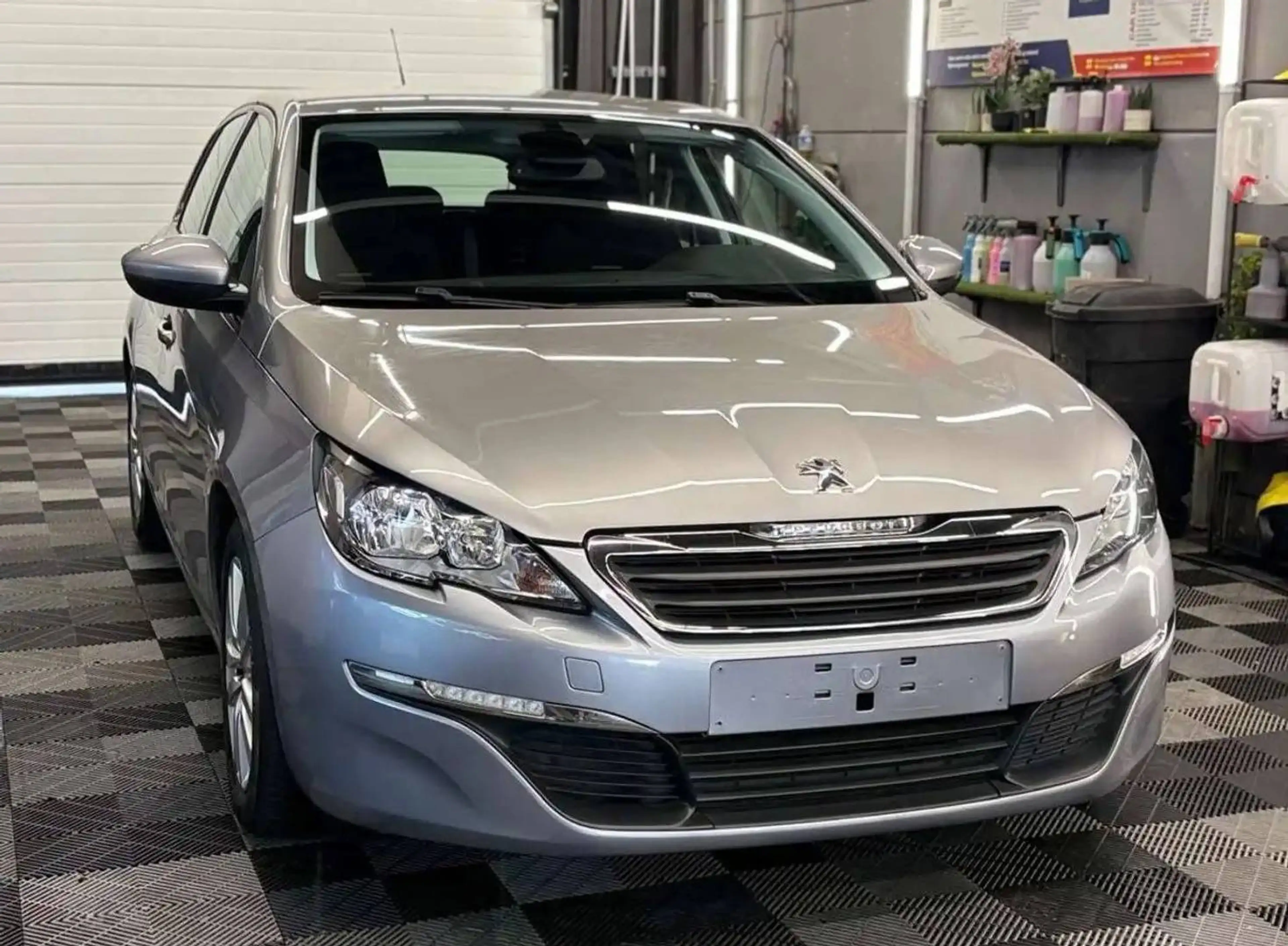 Peugeot 308 1.2 PureTech bj. 2014 143000 km — photo 2