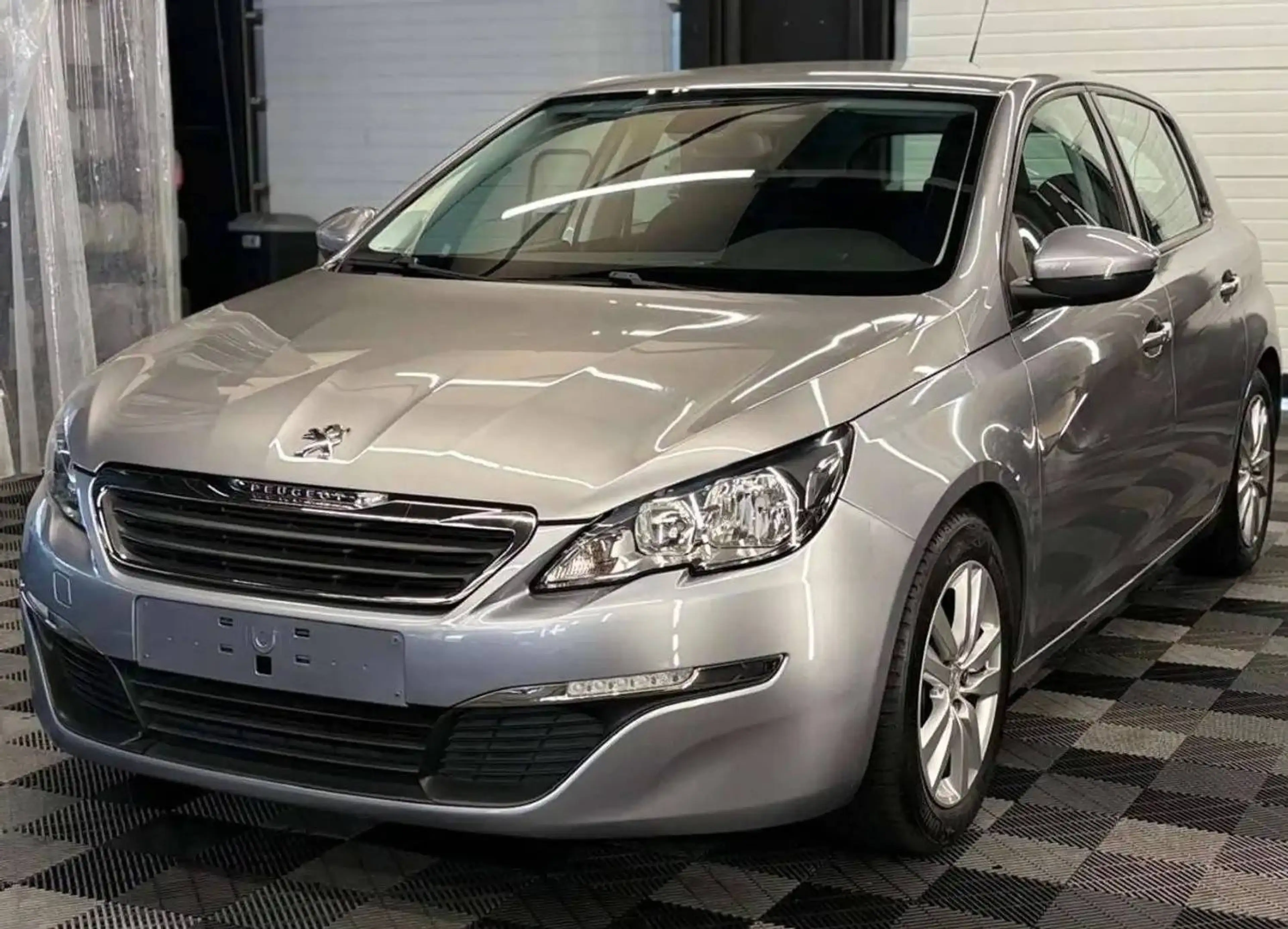 Peugeot 308 1.2 PureTech bj. 2014 143000 km — photo 5