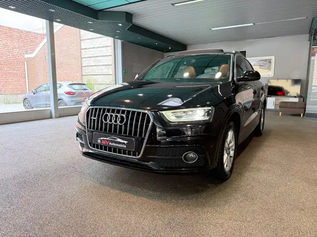 Audi Q3 2.0TDi Quattro S line S tronic * Toit Pano * Navi * Caméra * Bose * Cuir