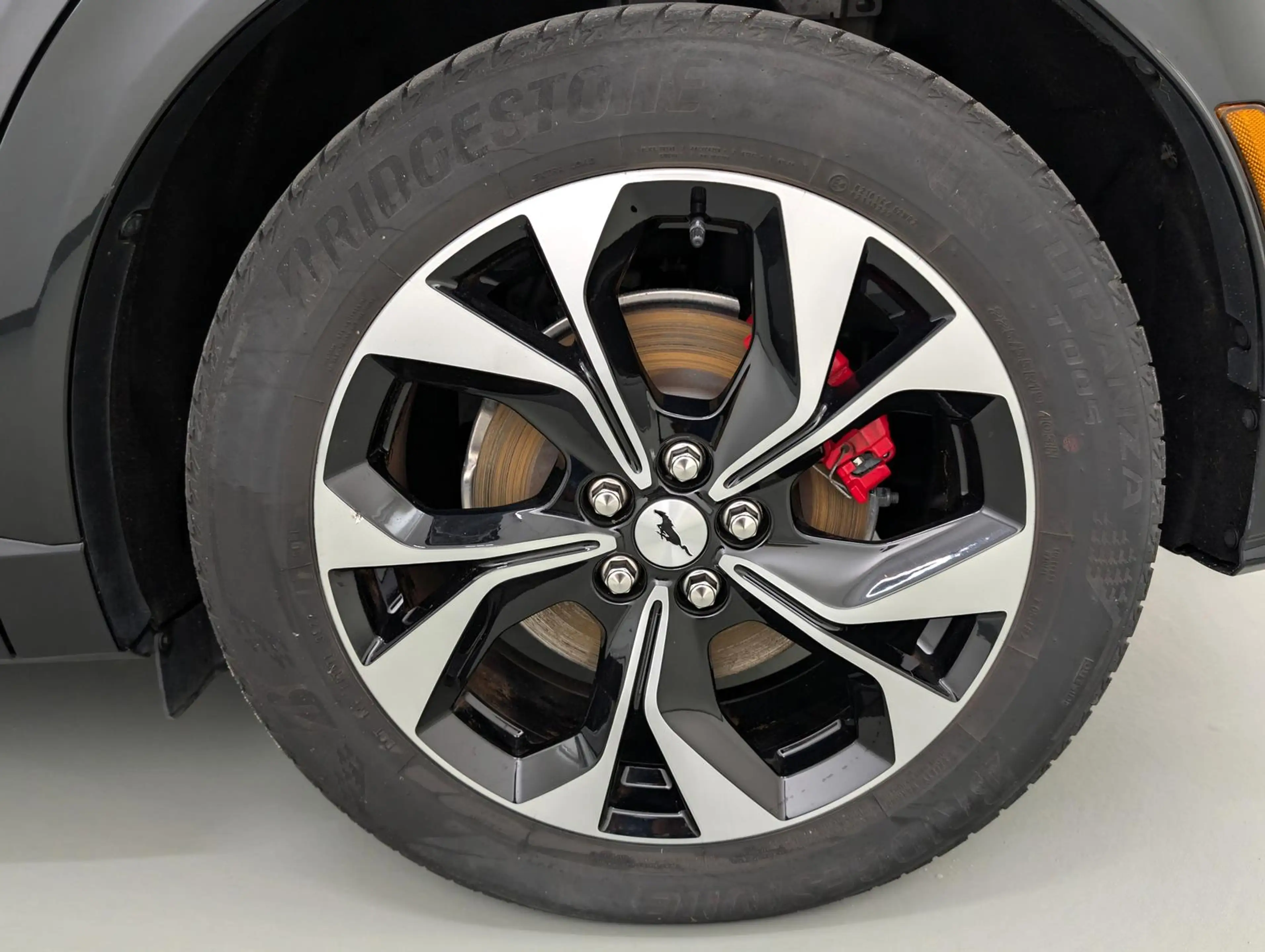 Ford Mustang Mach-E Premium AWD 99kWh ACC+Matrix-LED — photo 7