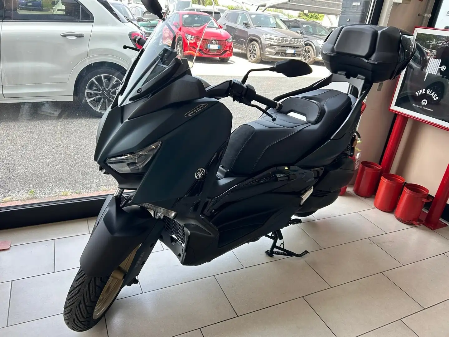 Yamaha X-Max 300 TECH MAX 1800 KM Grigio - 2