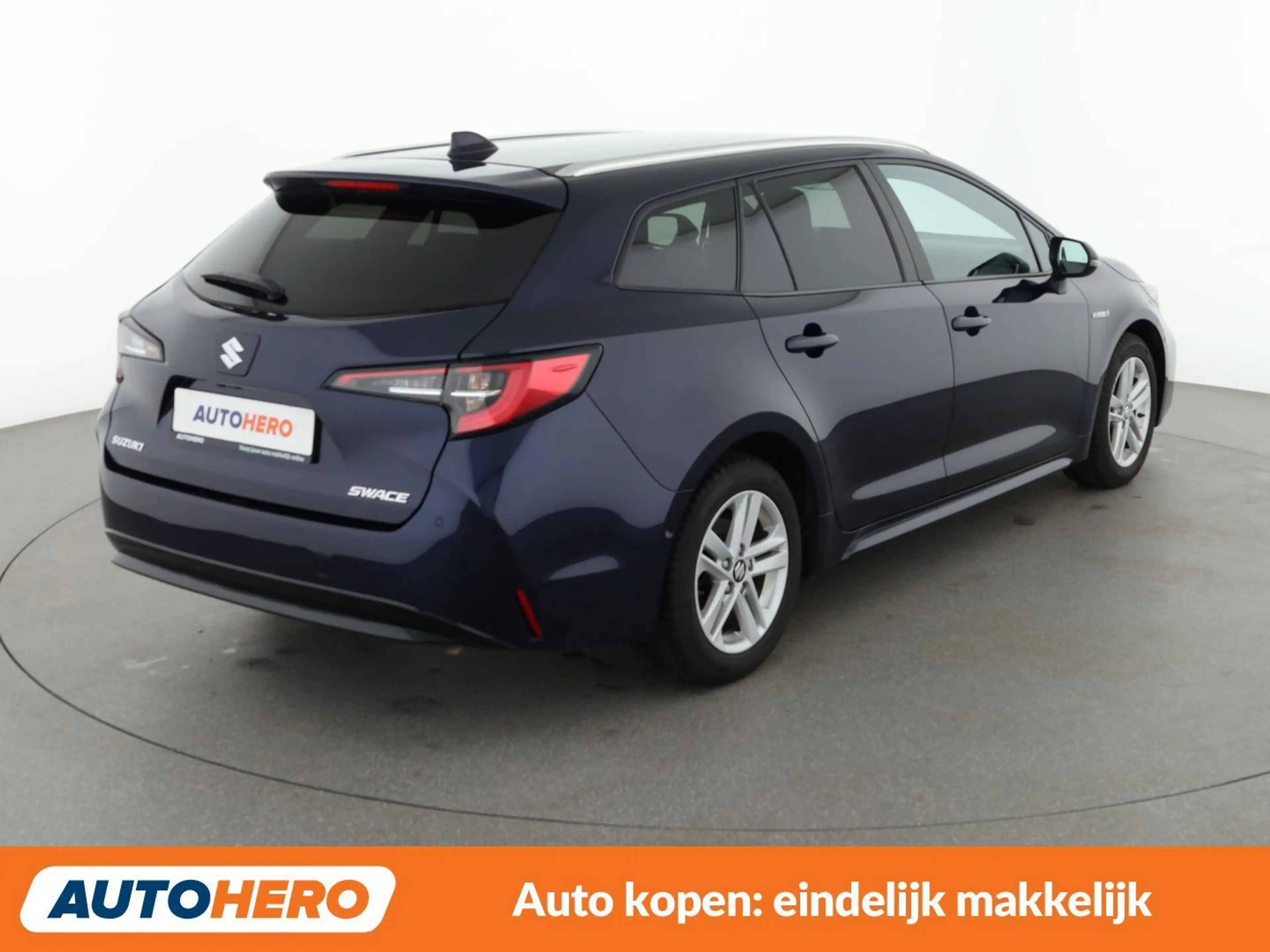 Suzuki Swace 1.8 Hybrid Comfort+ — photo 6