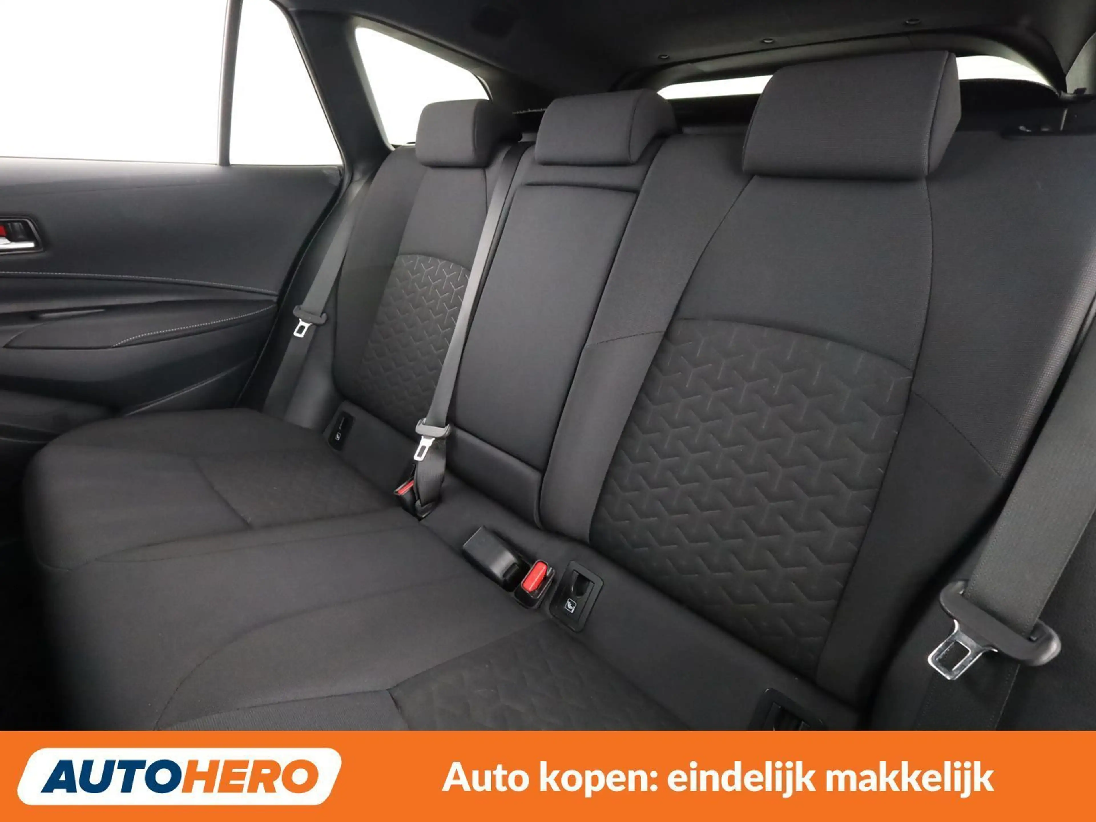 Suzuki Swace 1.8 Hybrid Comfort+ — photo 14