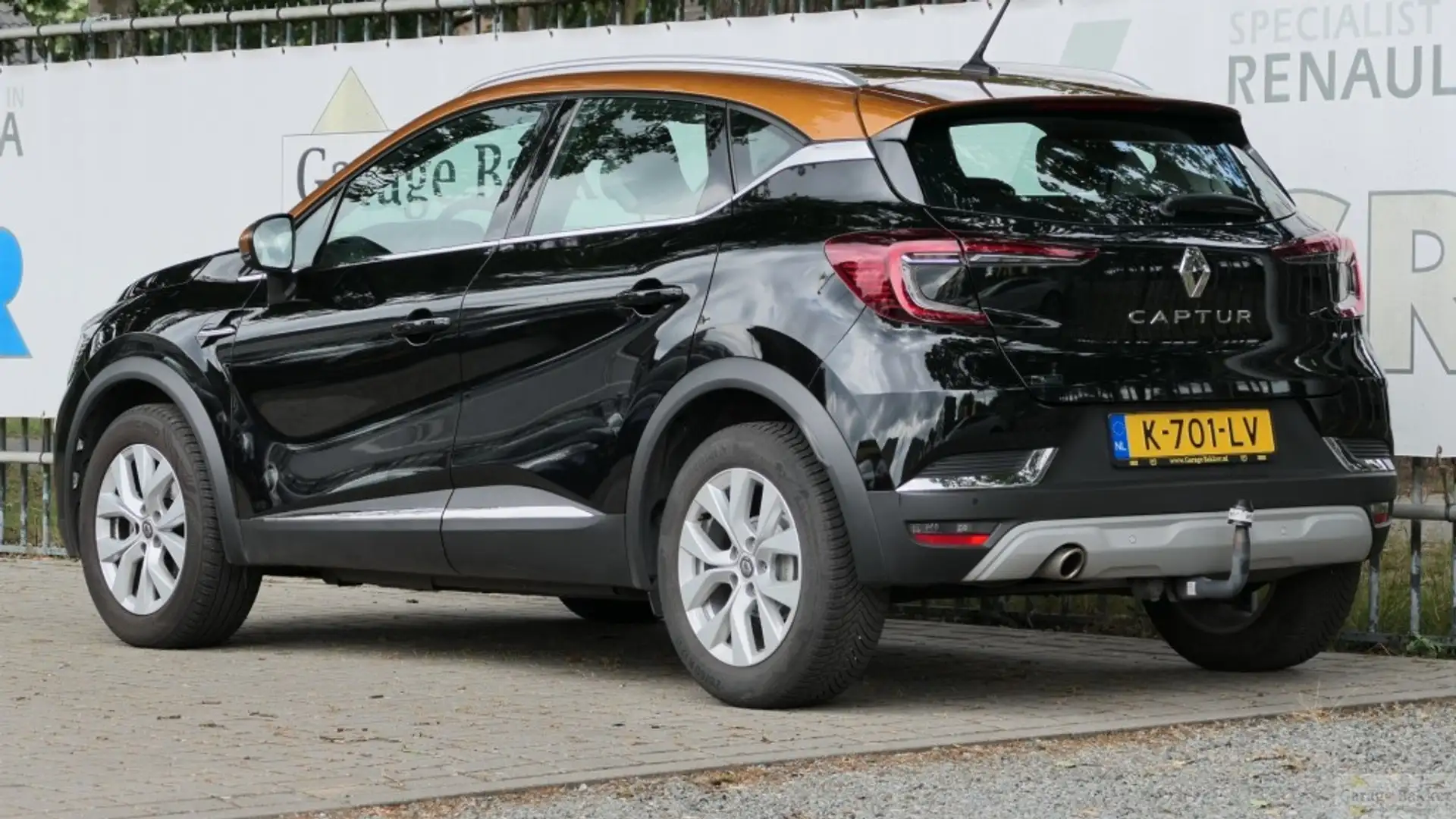 Renault Captur TCe 130 EDC Automaat Intens Nero - 2