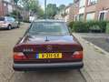 Mercedes-Benz E 230 W124 230e Automaat Rood - thumbnail 3