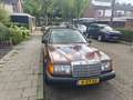 Mercedes-Benz E 230 W124 230e Automaat Rood - thumbnail 5