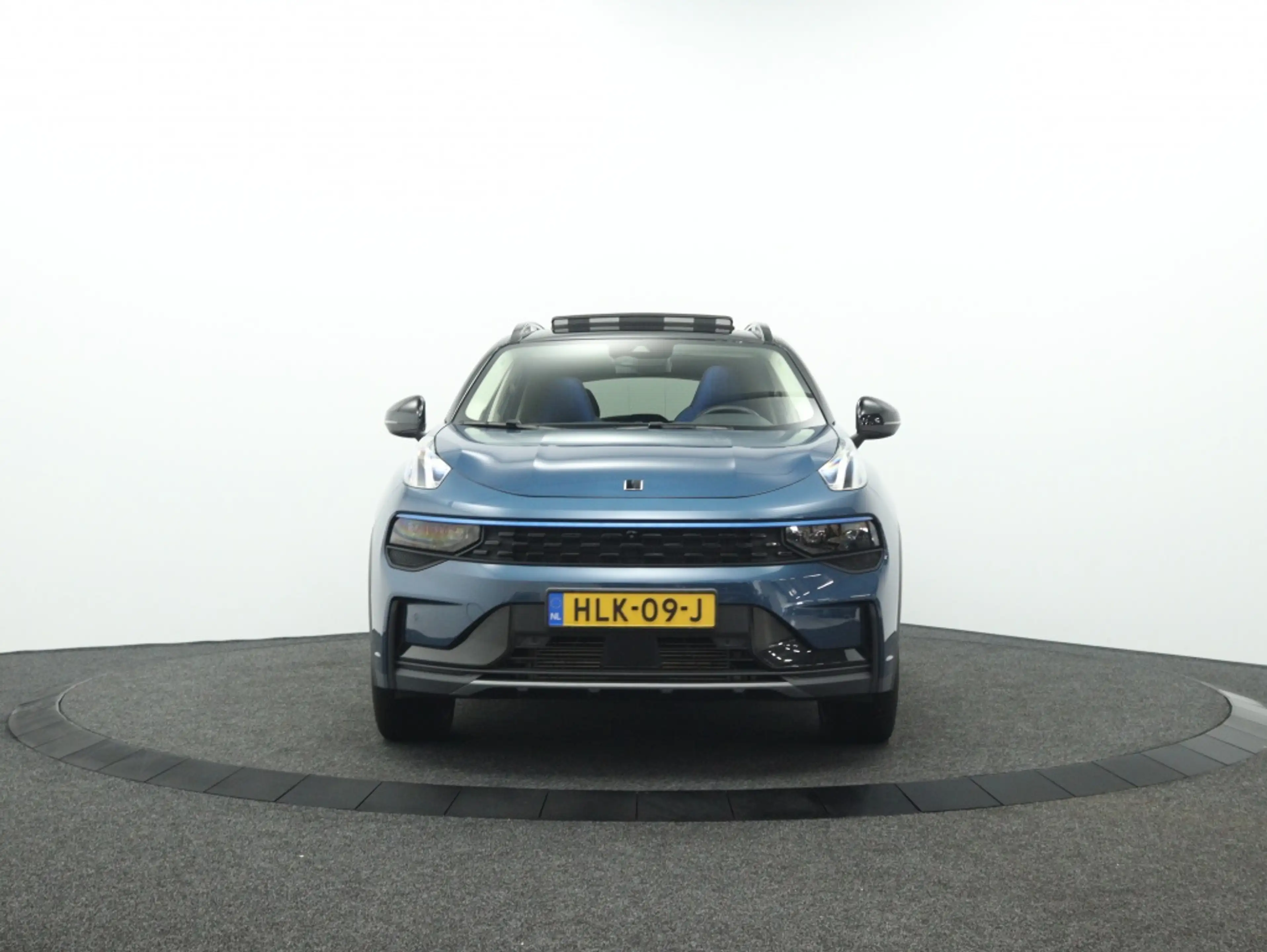 Lynk & Co 01 1.5 PHEV 261 PK | 360 graden camera | Panoramadak — photo 15
