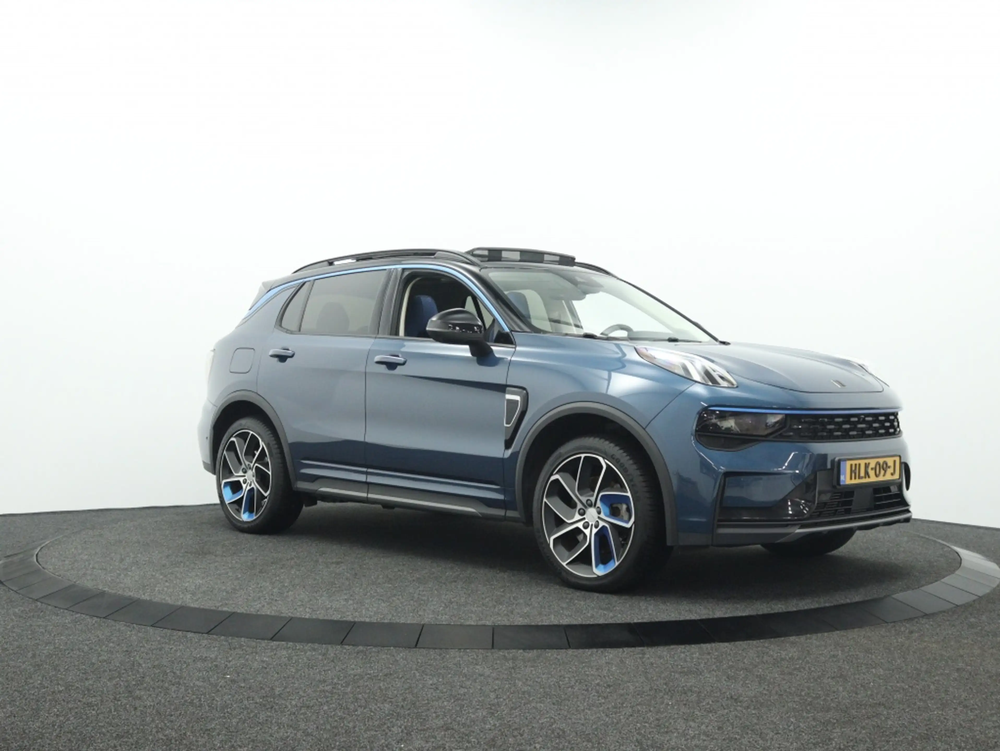 Lynk & Co 01 1.5 PHEV 261 PK | 360 graden camera | Panoramadak — photo 14