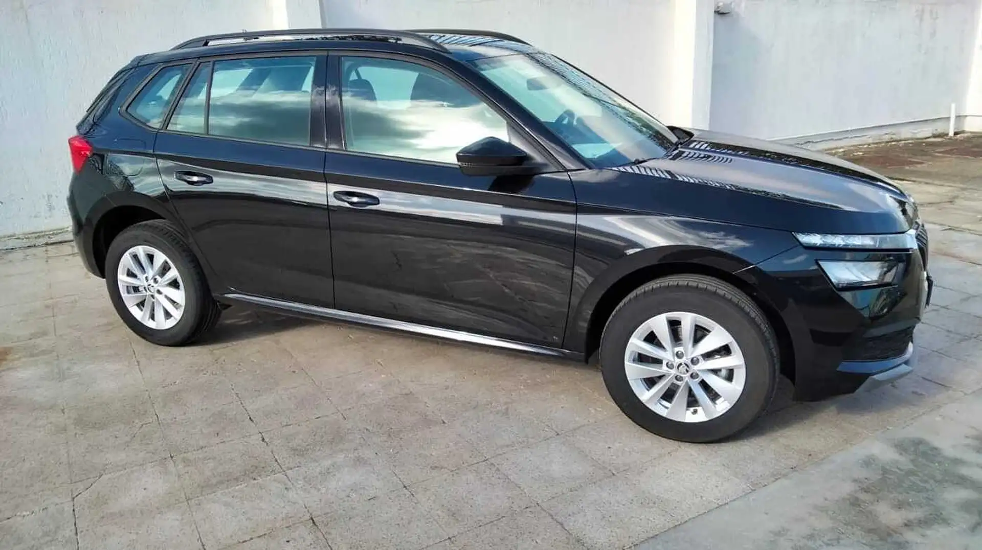 Skoda Kamiq 1.0 TSI 110 CV DSG Ambition Nero - 1