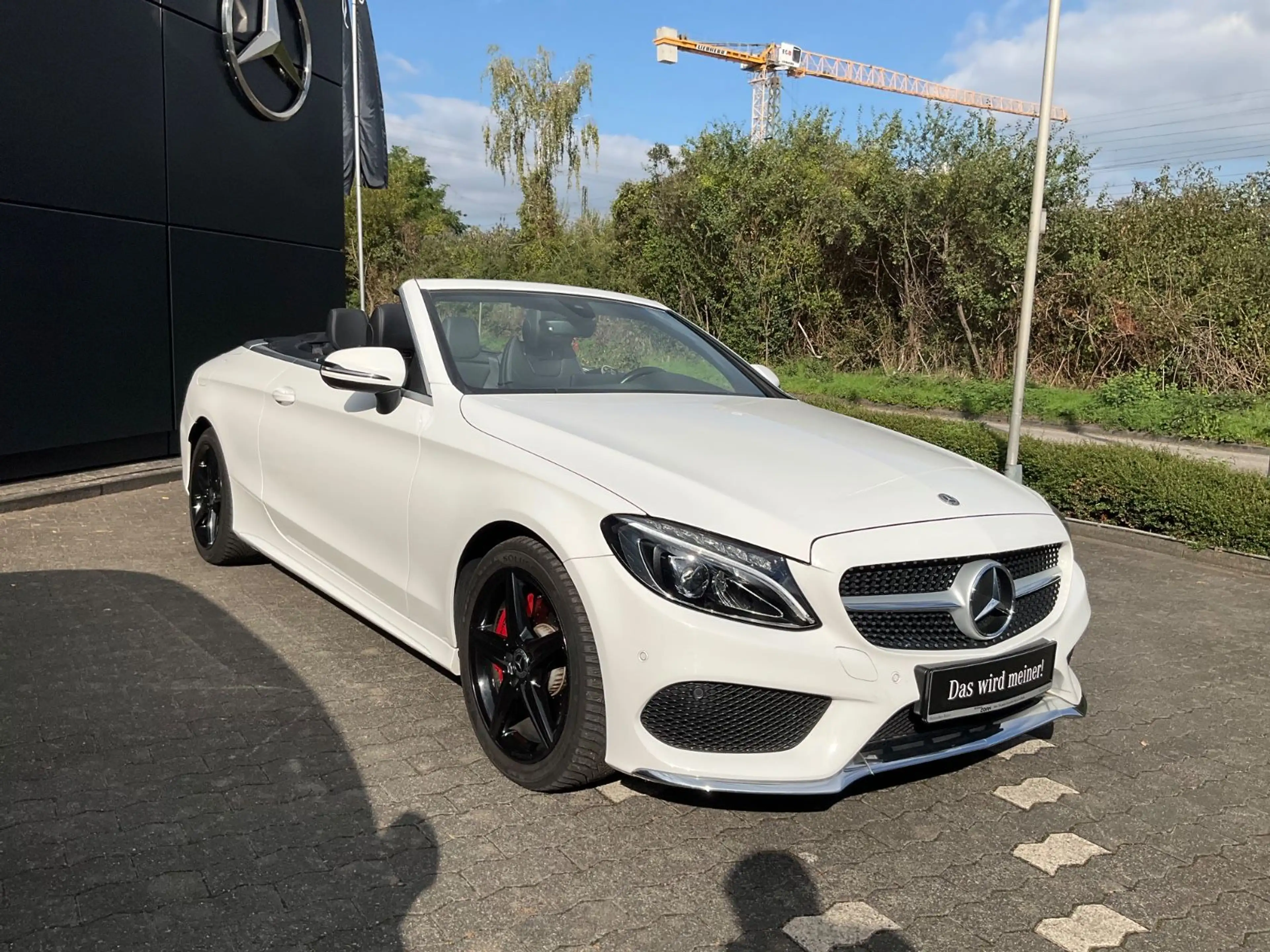 Mercedes-Benz C 250 Cabrio *AMG Line* — photo 5