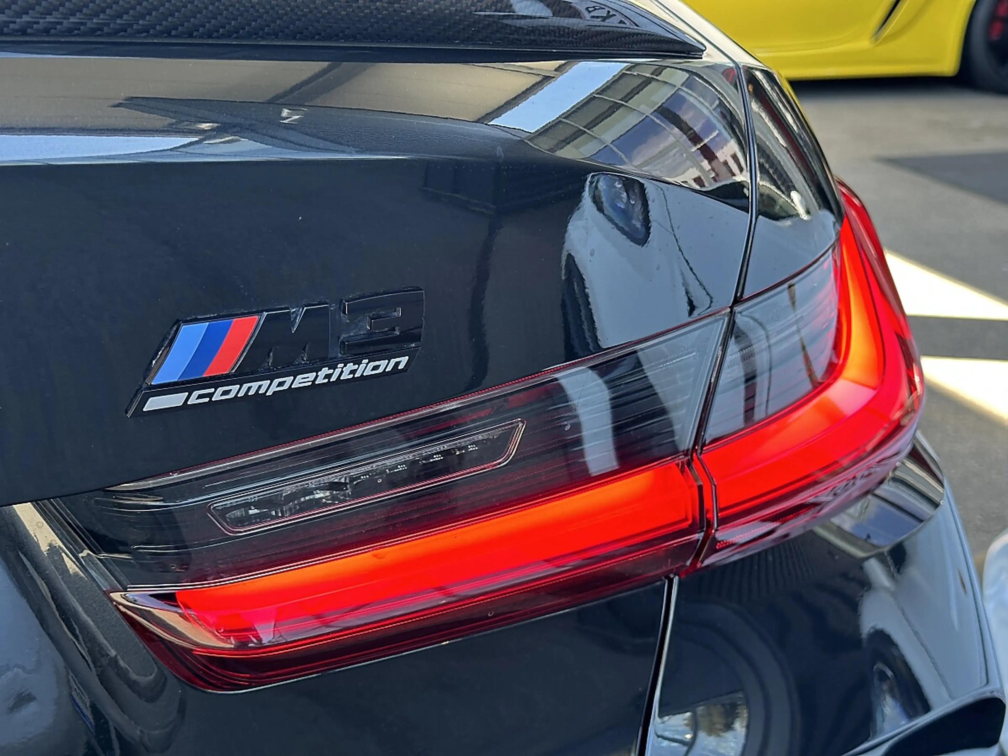 BMW M3 Competition M xDrive Aut. / Widescreen / Laser ... — photo 9