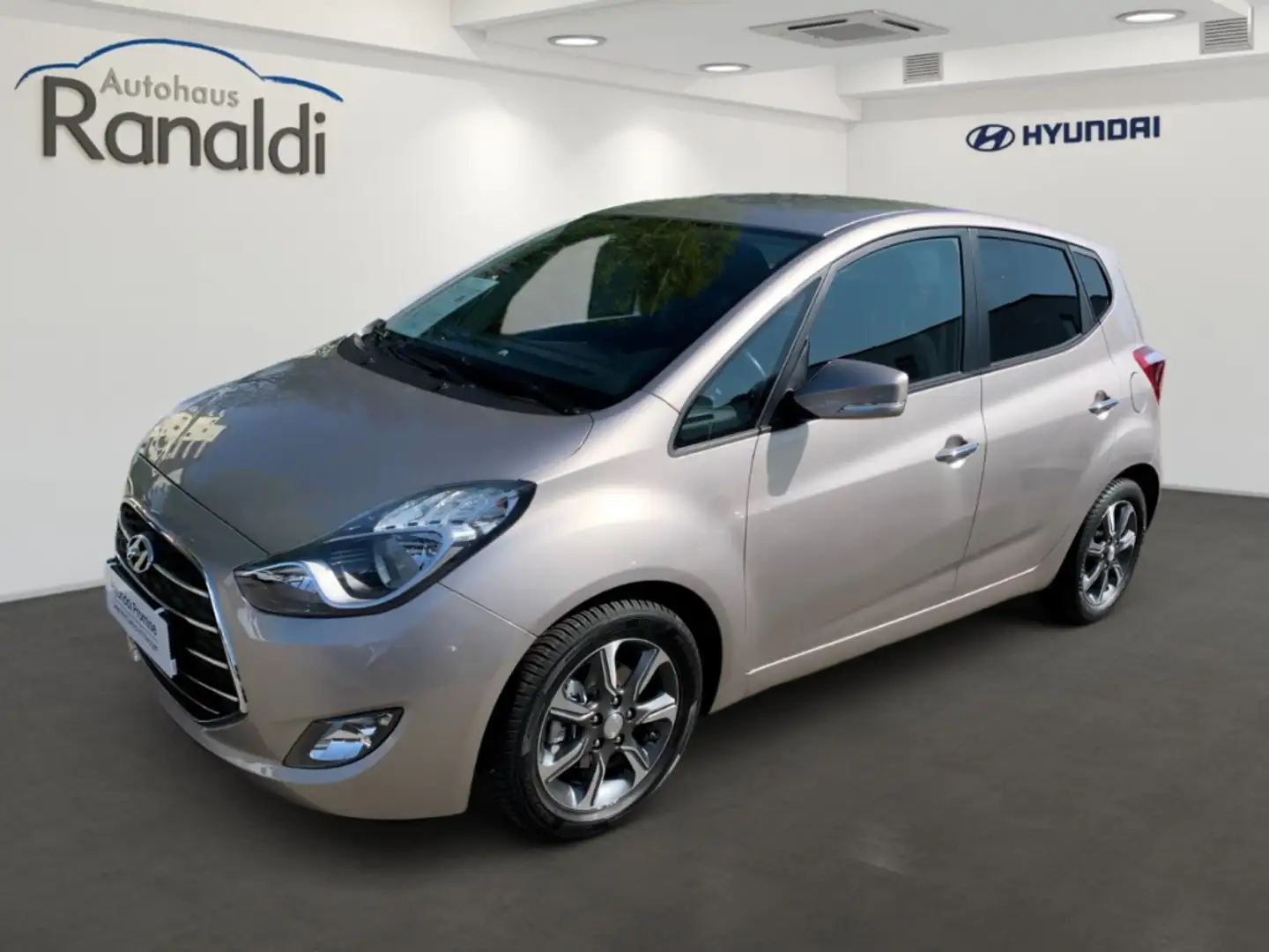 Hyundai iX20 blue Space Plus 1.6 NAVI!!++46.300KM!++ Bruin - 1
