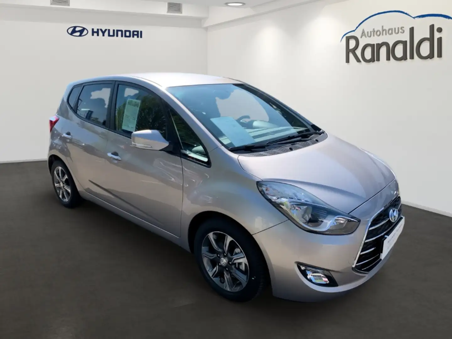 Hyundai iX20 blue Space Plus 1.6 NAVI!!++46.300KM!++ Bruin - 2