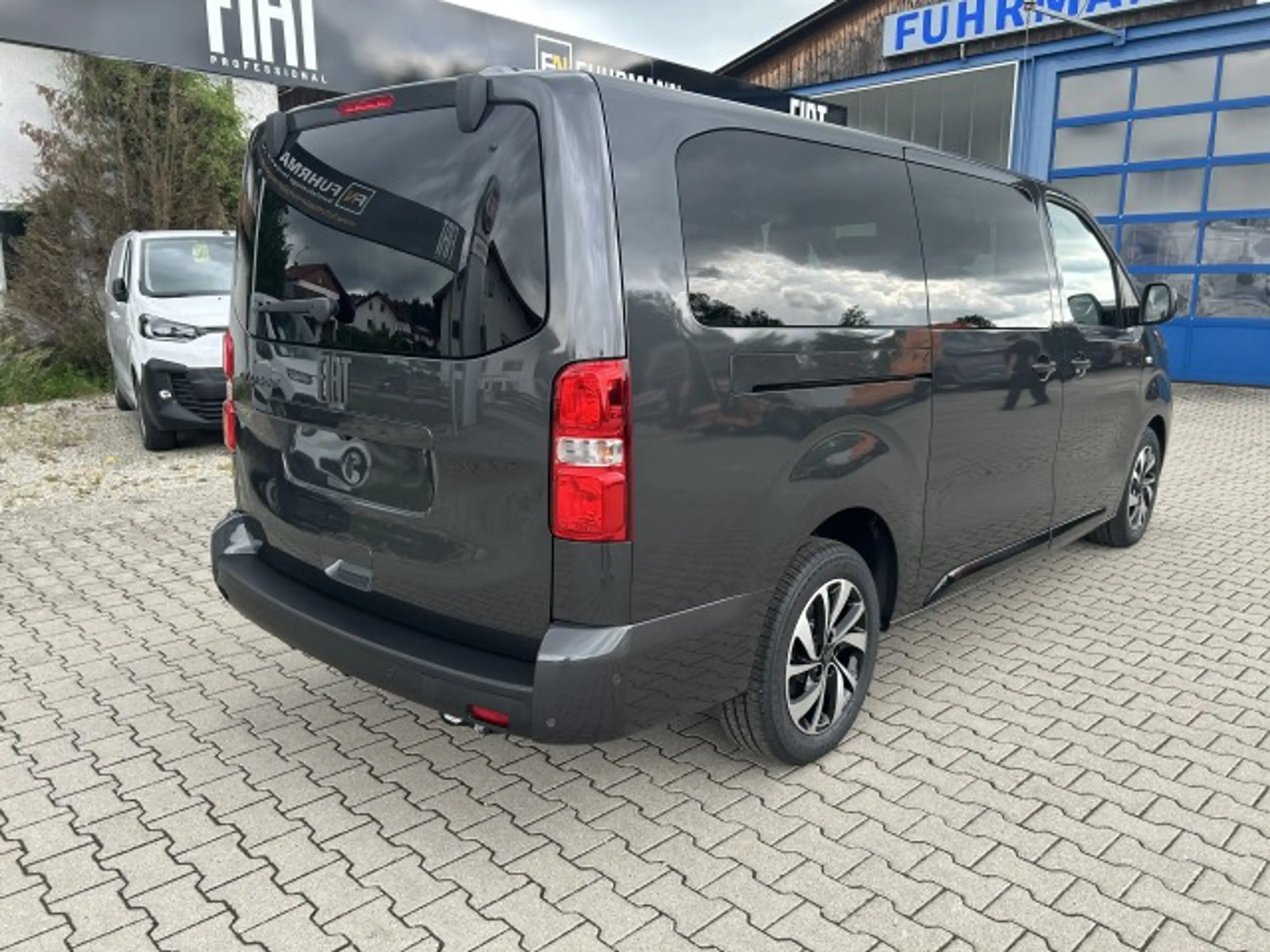 Fiat Ulysse KOMBI BASIS L3 180PS AT — photo 4