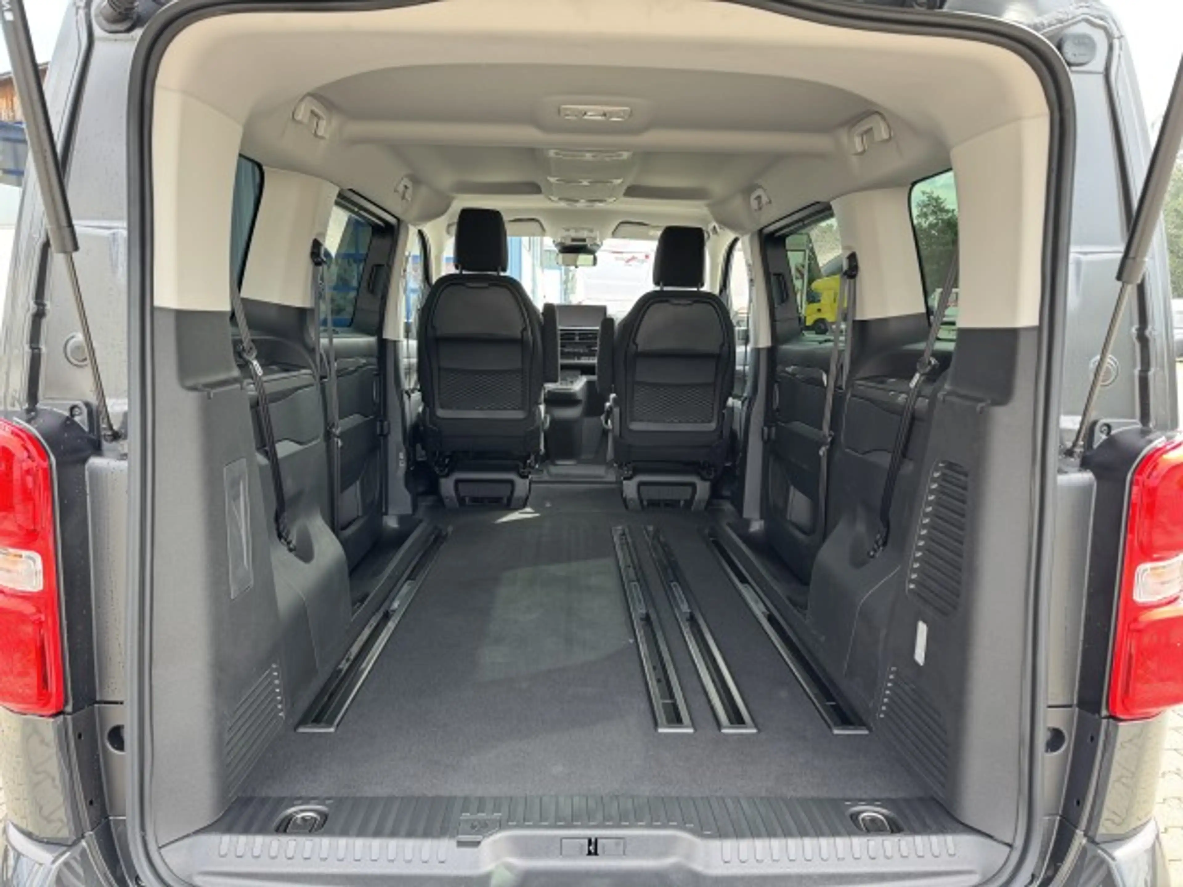 Fiat Ulysse KOMBI BASIS L3 180PS AT — photo 19