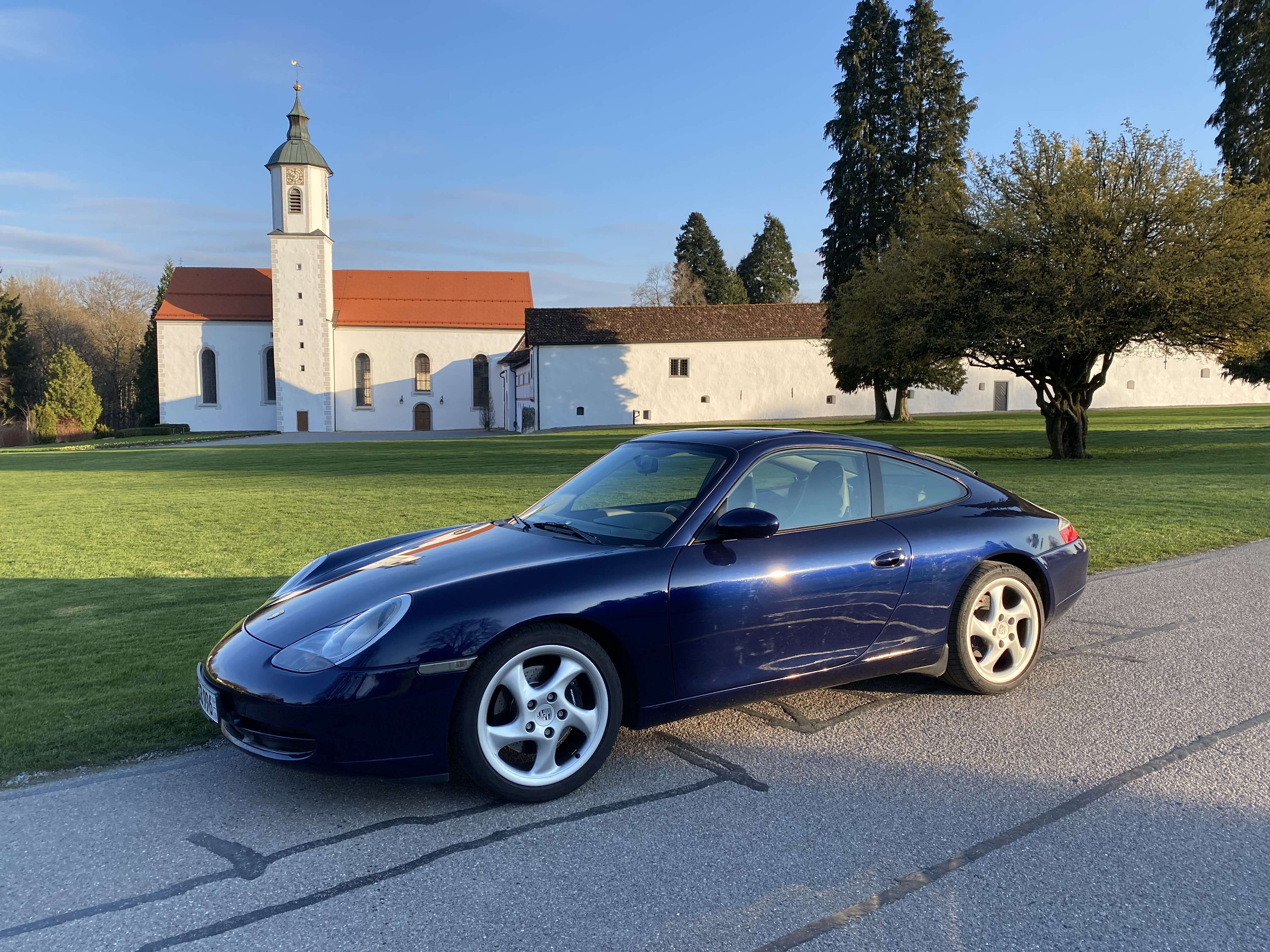 Second hand Porsche 911 