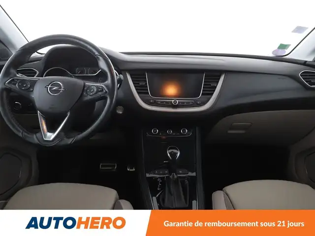 Opel Grandland X view 12