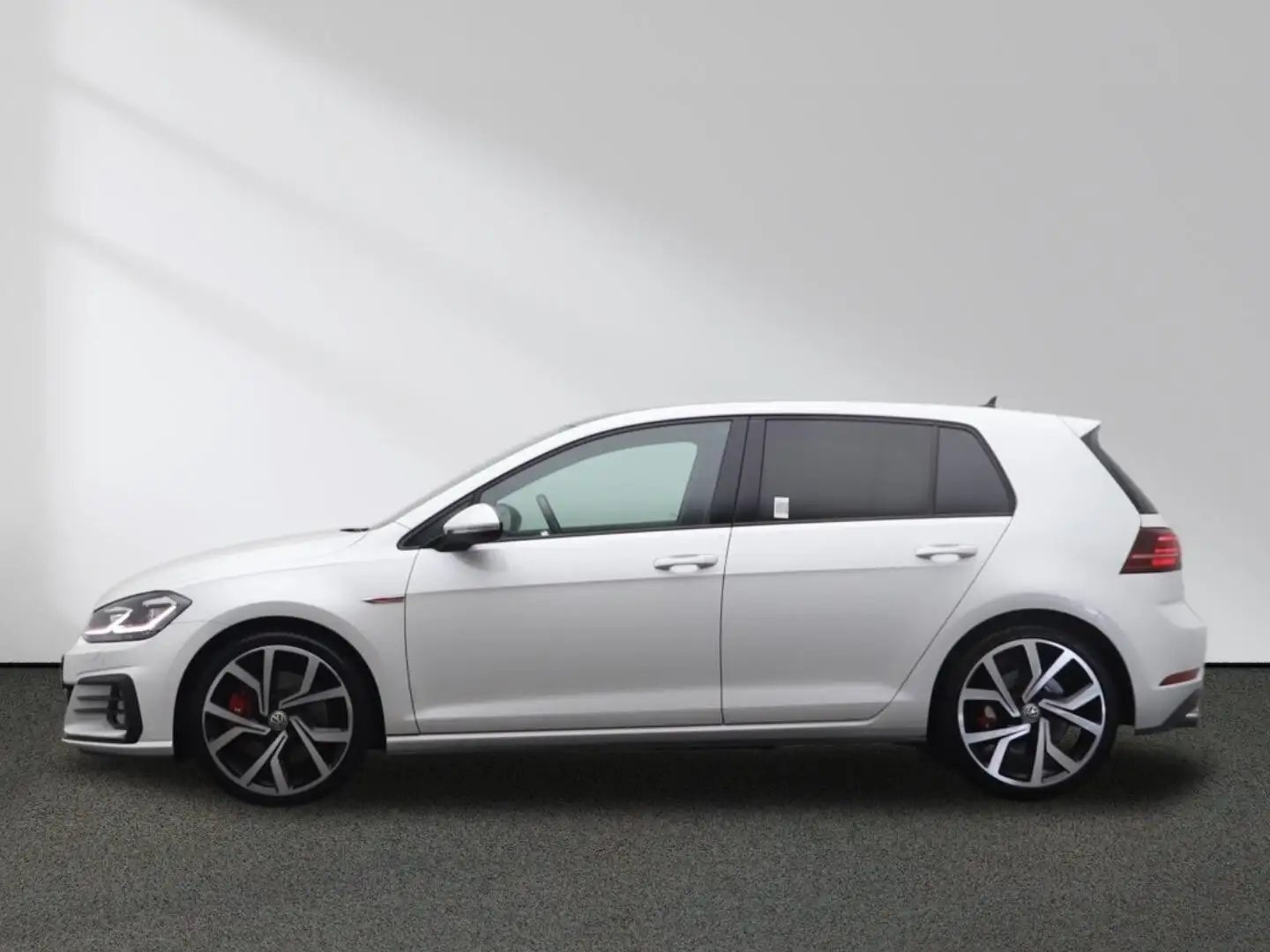 Volkswagen Golf GTI Performance 2.0 TSI Dynaudio Sitzh Pano Beyaz - 2