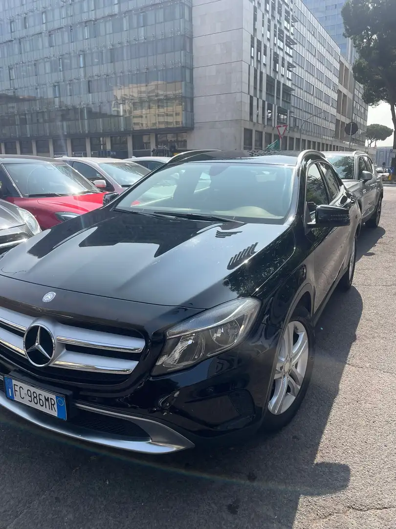 Mercedes-Benz GLA 180 d Business auto - 1